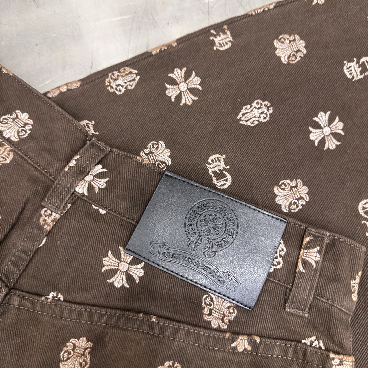 克罗心 ｜ 新款牛仔裤，成衣洗水坯布印花工艺，男女同款，尺码sml