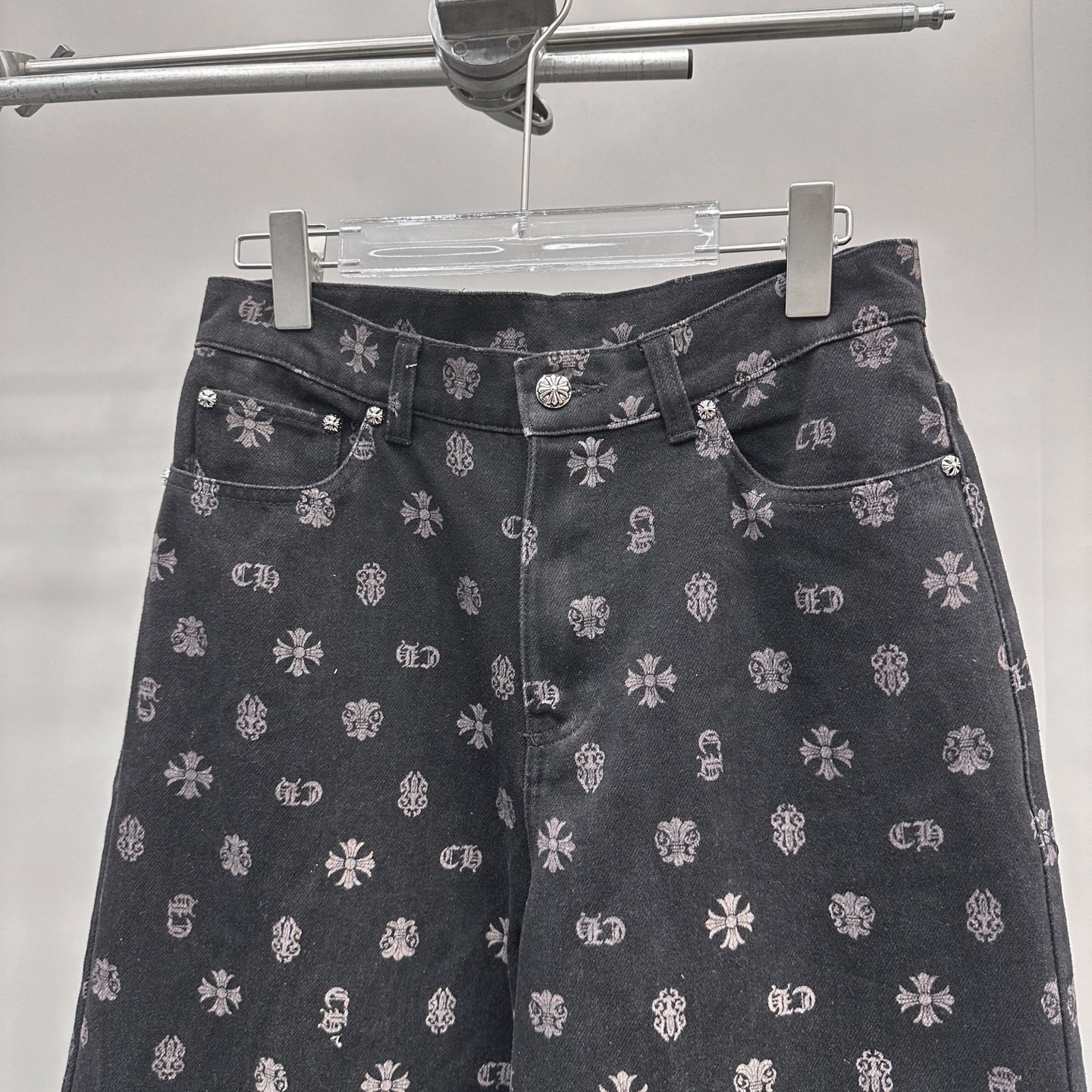 克罗心 ｜ 新款牛仔裤，成衣洗水坯布印花工艺，男女同款，尺码sml