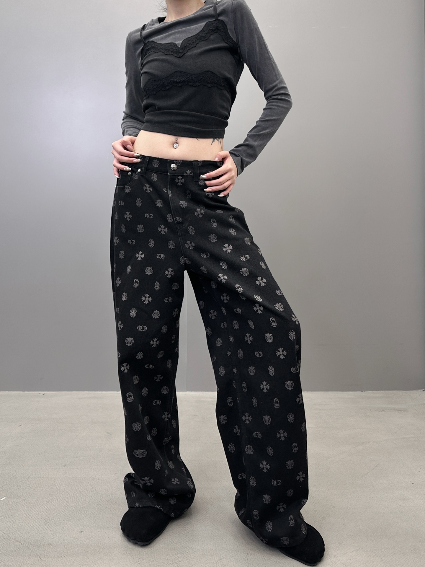 克罗心 ｜ 新款牛仔裤，成衣洗水坯布印花工艺，男女同款，尺码sml