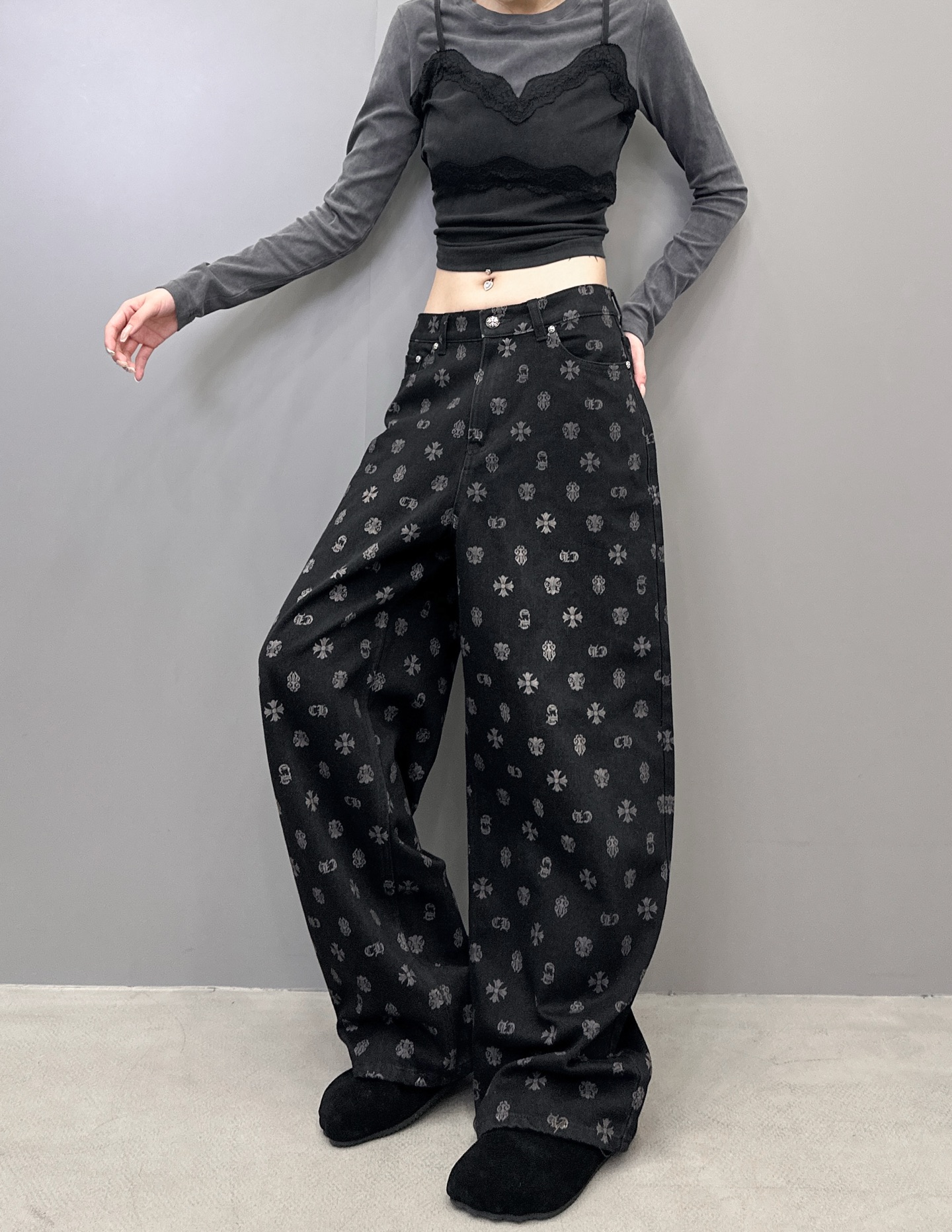 克罗心 ｜ 新款牛仔裤，成衣洗水坯布印花工艺，男女同款，尺码sml