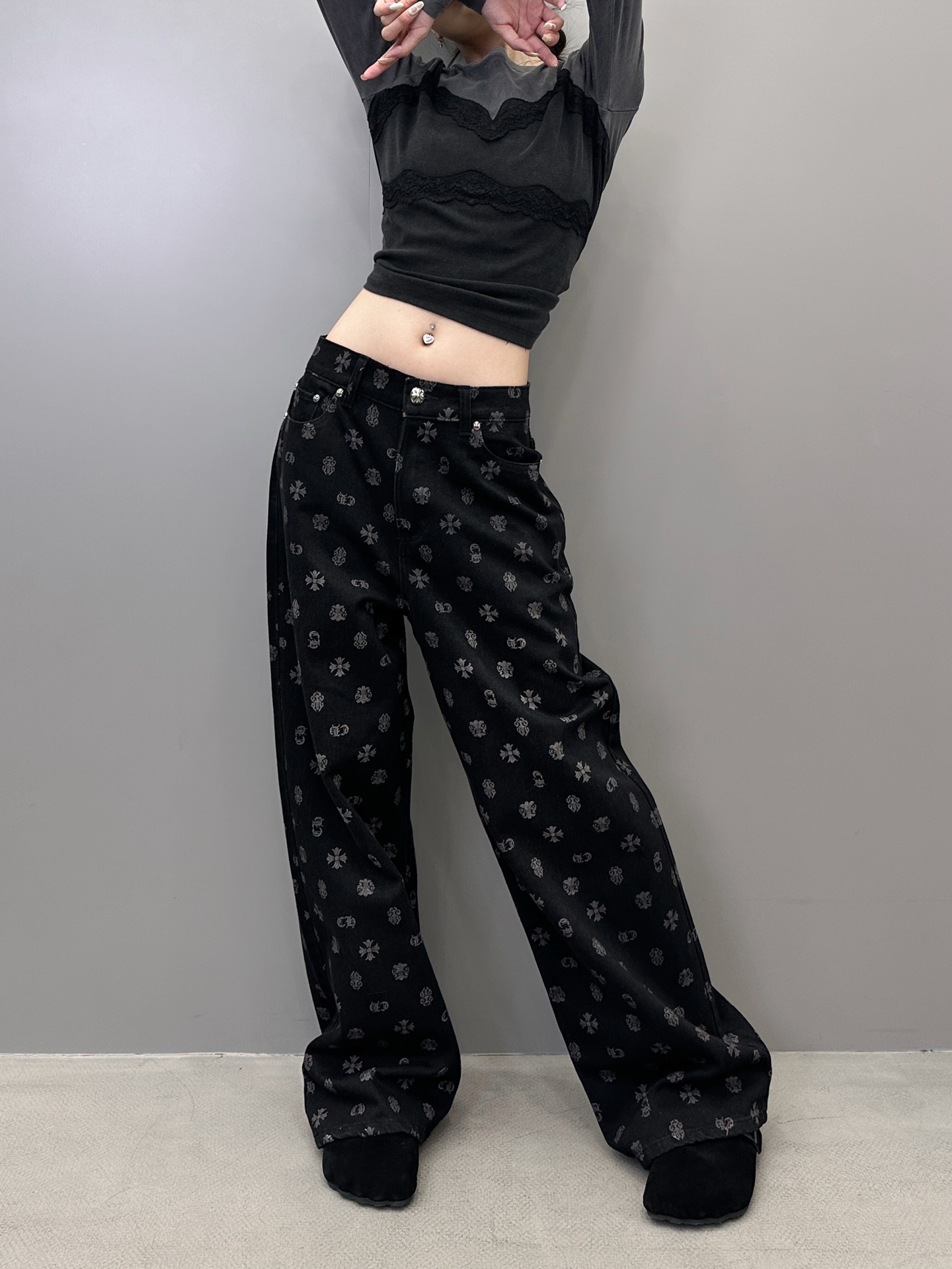 克罗心 ｜ 新款牛仔裤，成衣洗水坯布印花工艺，男女同款，尺码sml