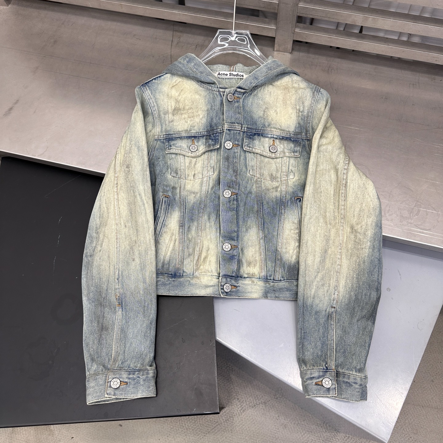 💰Acne ｜ 新款牛仔衣，成衣洗水泥浆工艺，时尚休闲，尺码sml