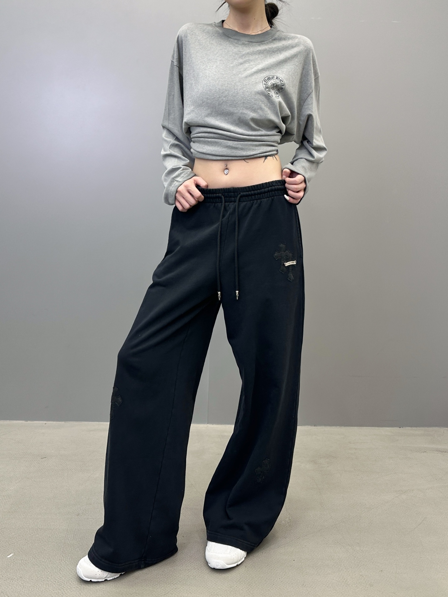 🆕克罗心 ｜ 新款休闲卫裤，成衣洗水炒色加手工车十字标工艺，男女同款，尺码sml