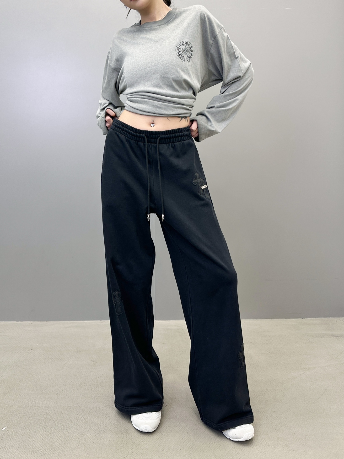 🆕克罗心 ｜ 新款休闲卫裤，成衣洗水炒色加手工车十字标工艺，男女同款，尺码sml