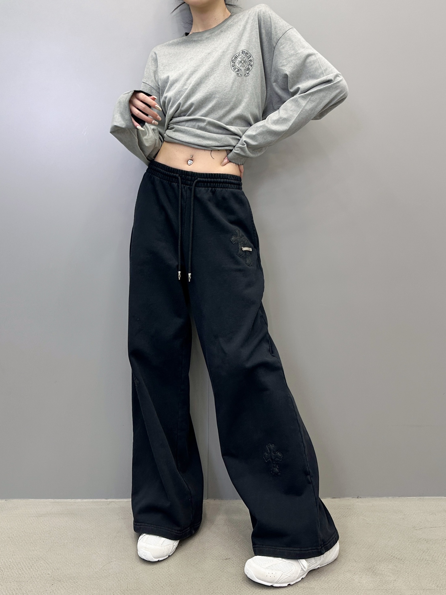 🆕克罗心 ｜ 新款休闲卫裤，成衣洗水炒色加手工车十字标工艺，男女同款，尺码sml