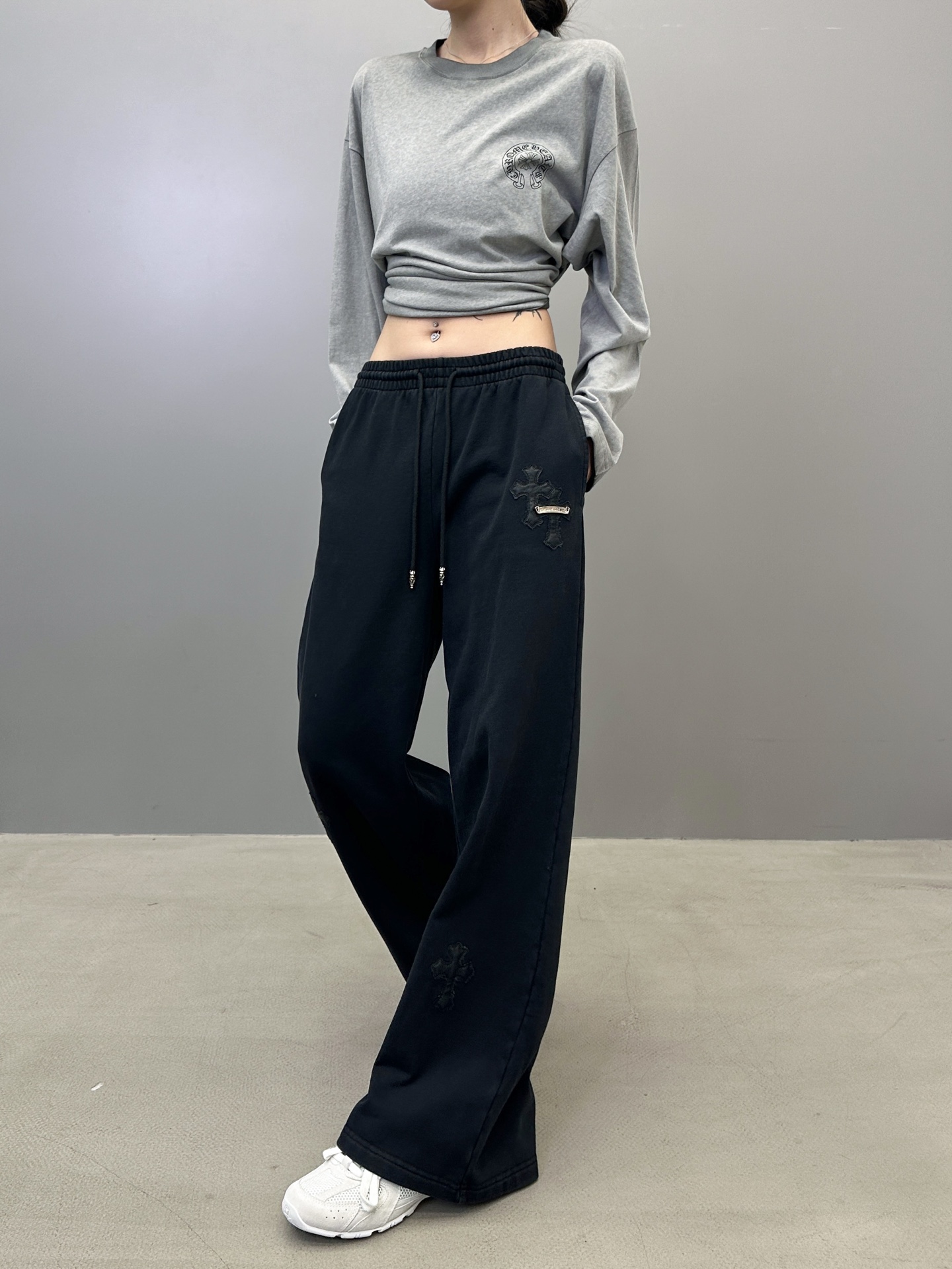 🆕克罗心 ｜ 新款休闲卫裤，成衣洗水炒色加手工车十字标工艺，男女同款，尺码sml