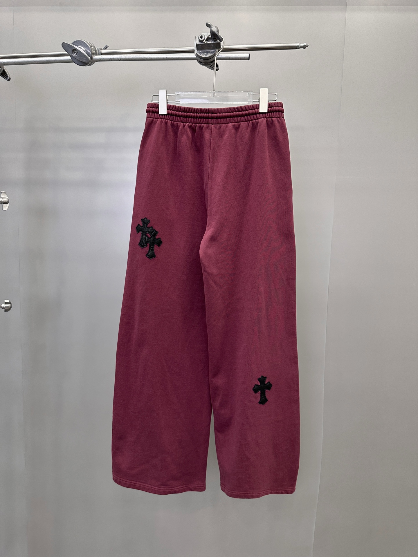 🆕克罗心 ｜ 新款休闲卫裤，成衣洗水炒色加手工车十字标工艺，男女同款，尺码sml