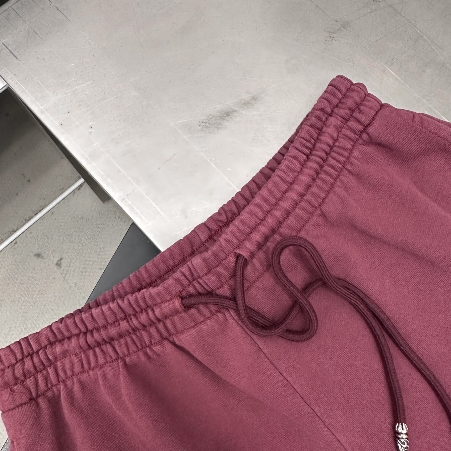 🆕克罗心 ｜ 新款休闲卫裤，成衣洗水炒色加手工车十字标工艺，男女同款，尺码sml