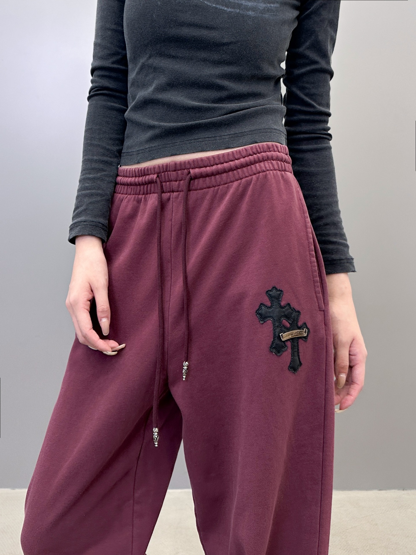 🆕克罗心 ｜ 新款休闲卫裤，成衣洗水炒色加手工车十字标工艺，男女同款，尺码sml