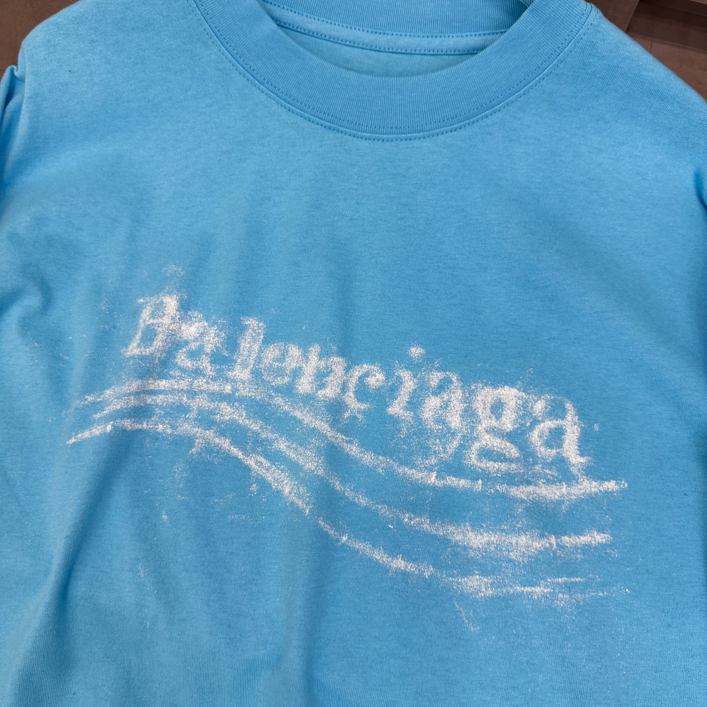 🆕巴黎 ｜ 新款长袖t，成衣洗水炒色工艺加成衣印花，男女同款，尺码sml