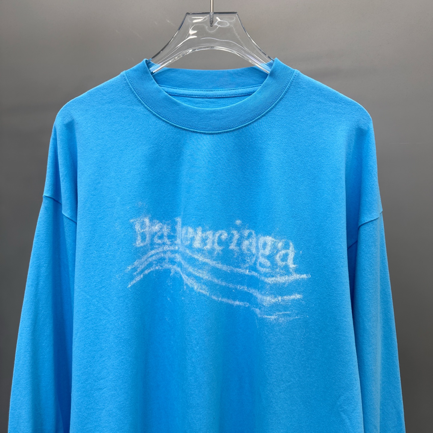 🆕巴黎 ｜ 新款长袖t，成衣洗水炒色工艺加成衣印花，男女同款，尺码sml