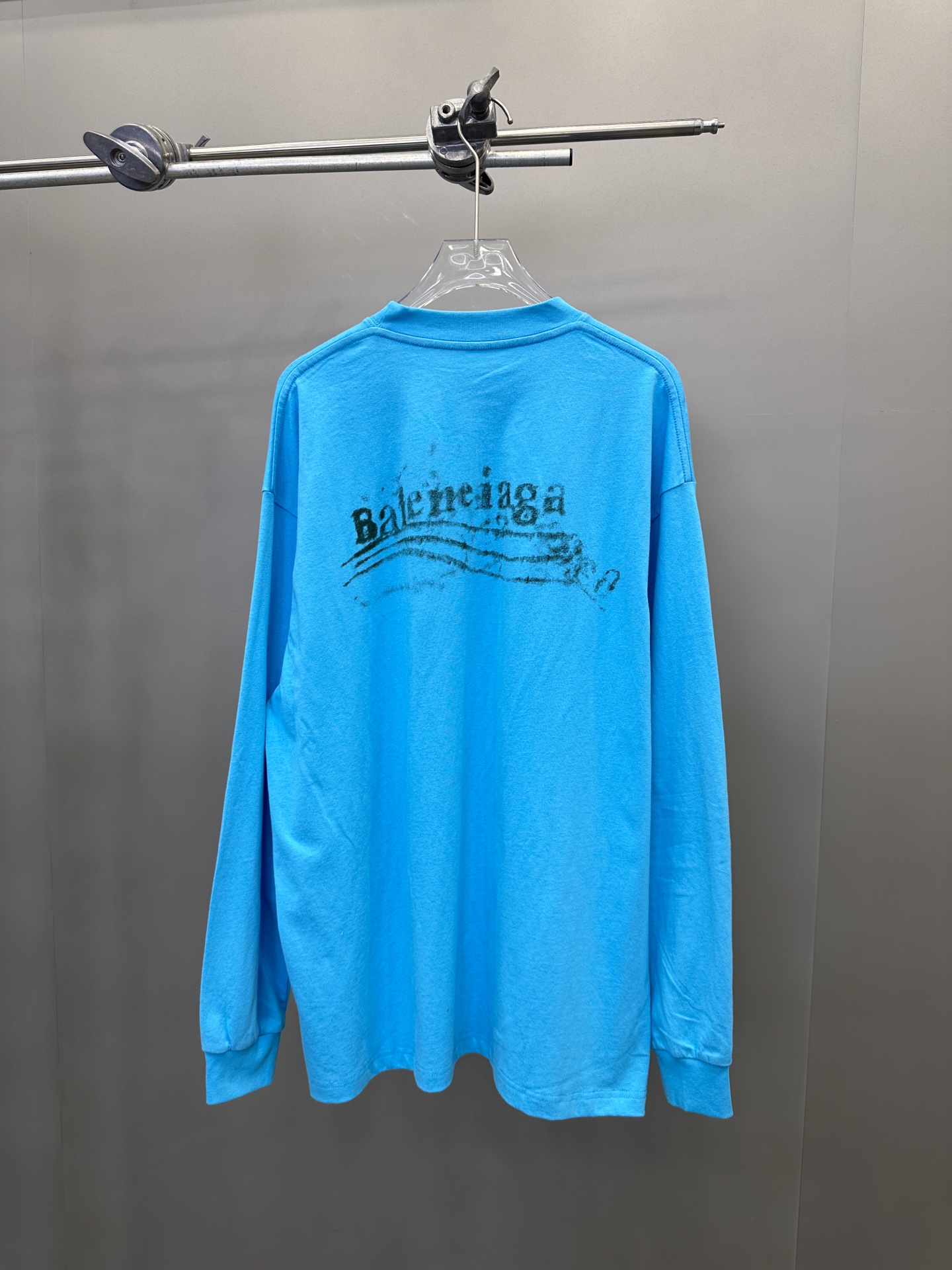 🆕巴黎 ｜ 新款长袖t，成衣洗水炒色工艺加成衣印花，男女同款，尺码sml