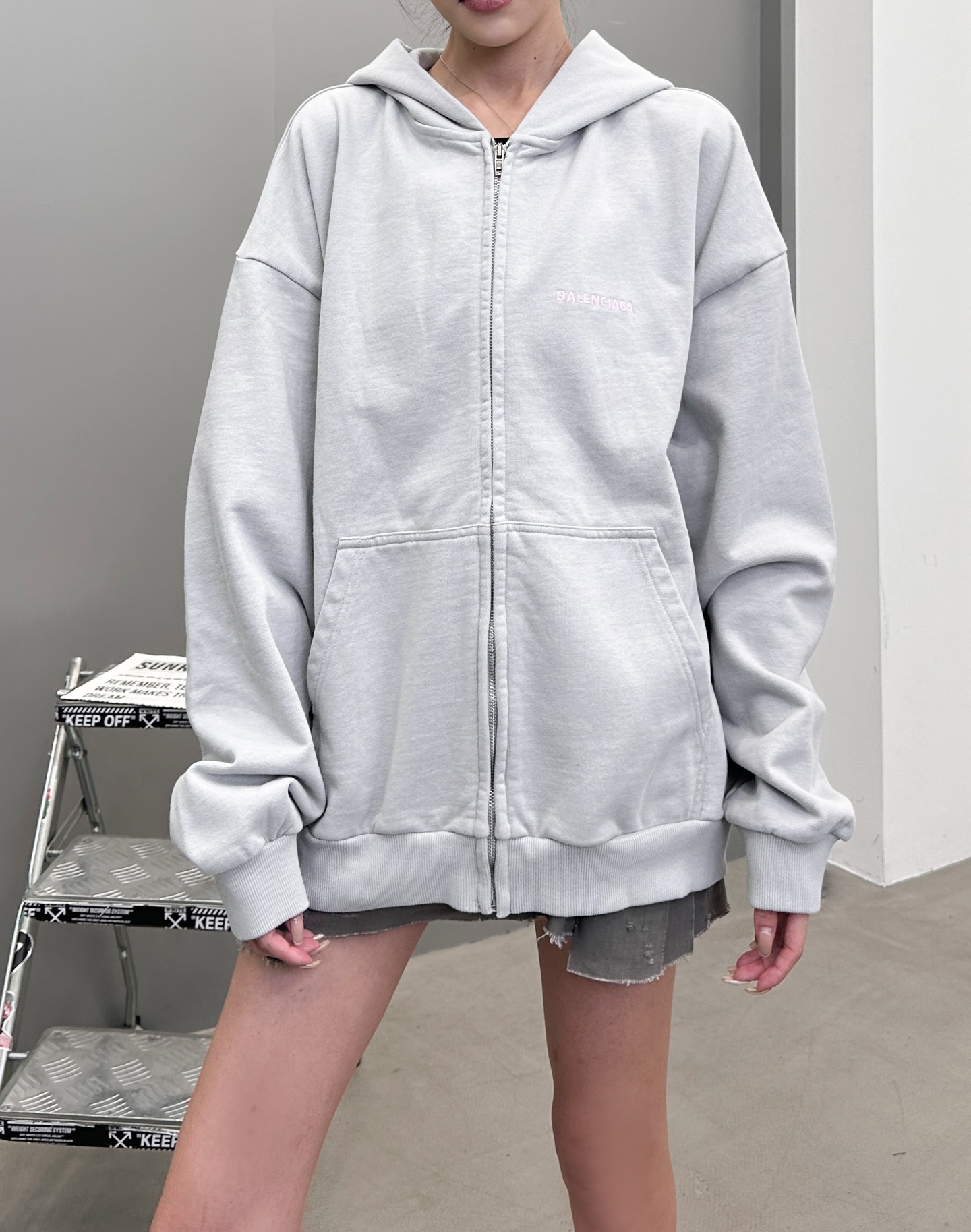 🆕巴黎 ｜ 新款卫衣开衫，成衣沙洗工艺加前后刺绣，男女同款，尺码sml