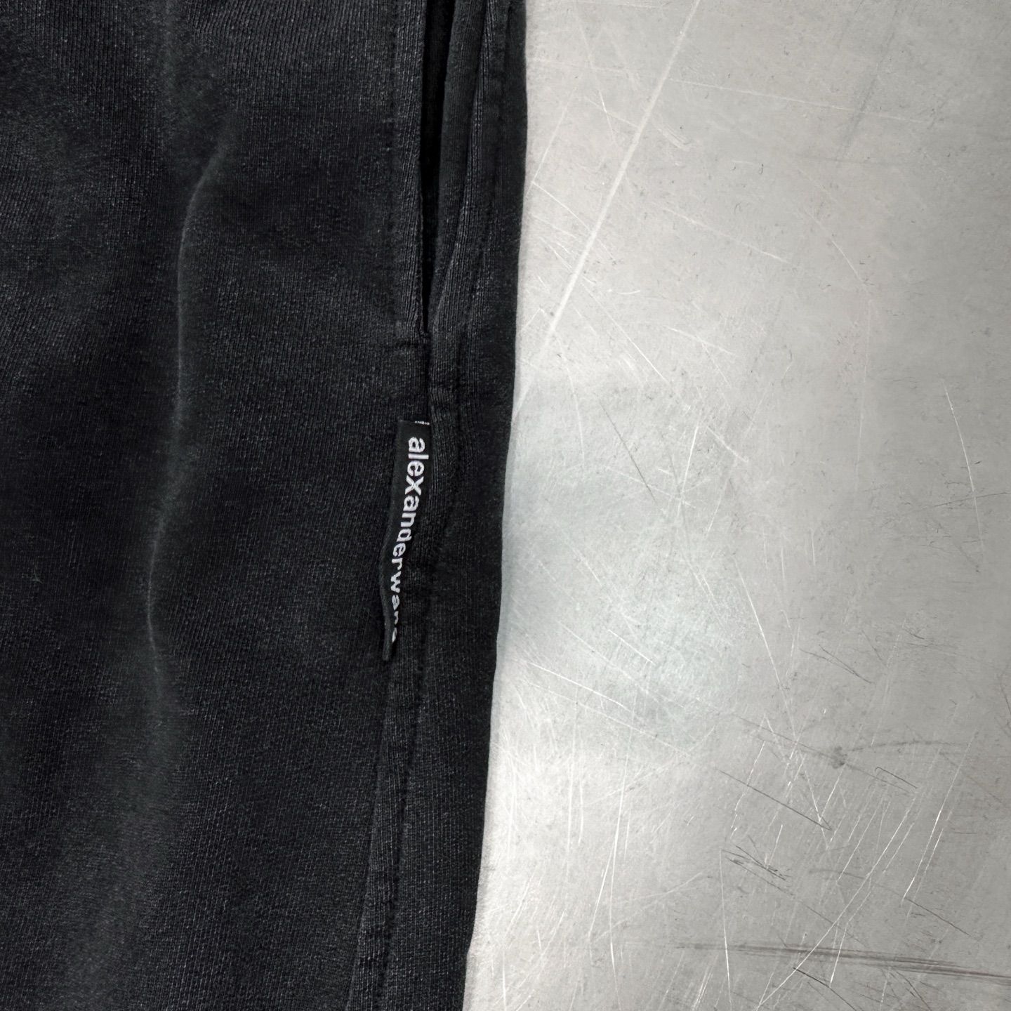 🆕大王 ｜ 新款休闲卫裤，成衣洗水炒色工艺加全钻抽绳，休闲时尚，尺码sml