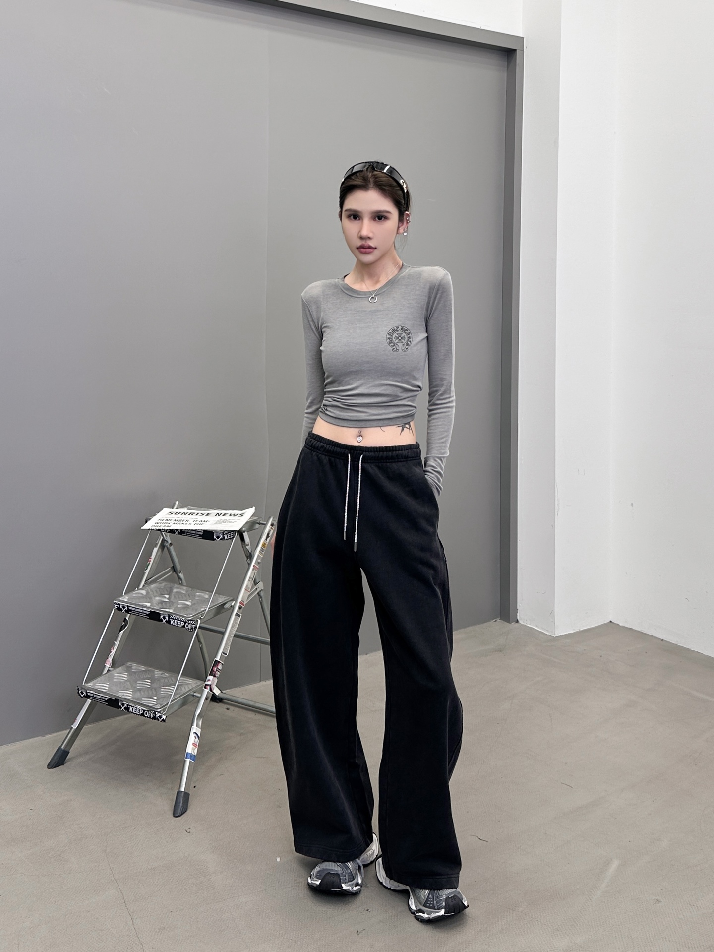 🆕大王 ｜ 新款休闲卫裤，成衣洗水炒色工艺加全钻抽绳，休闲时尚，尺码sml