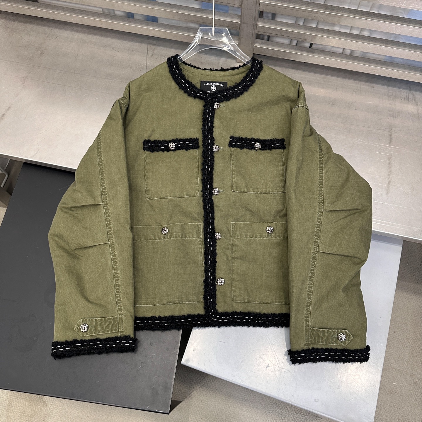 🆕克罗心 ｜ 新款休闲外套，成衣洗水工艺加手工编织包边，定制提花里布加100%全棉卡其布面料，休闲时尚，