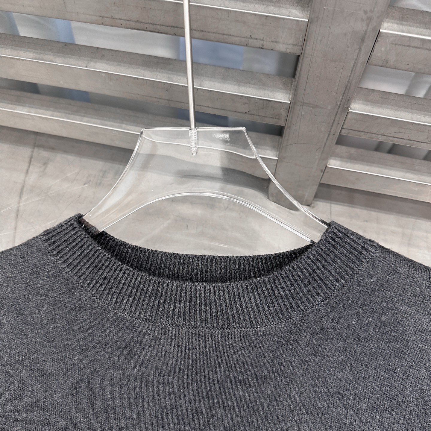 🆕克罗心 ｜ 新款毛织上衣，羊毛混纺面料，手工车十字标加刺绣工艺，男女同款，尺码sml