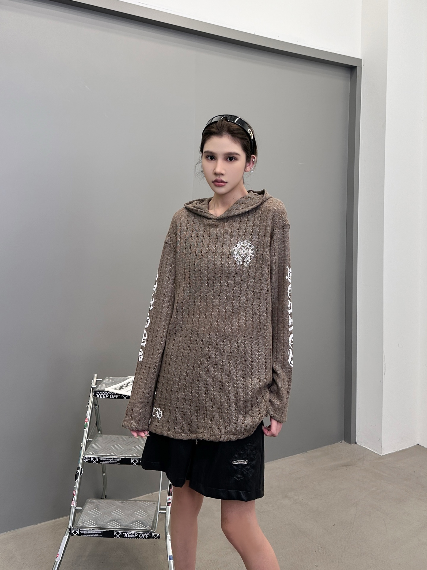 🆕克罗心 ｜ 新款休闲上衣，成衣洗水烫银工艺加6处印花，人棉特殊混纺编织面料，男女同款，尺码sml