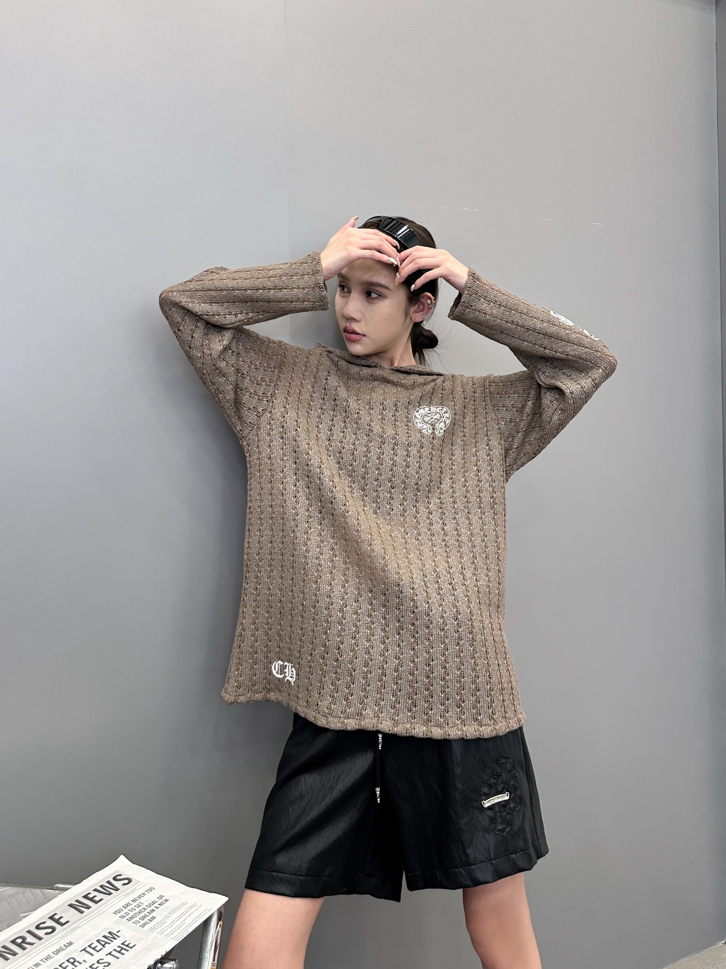 🆕克罗心 ｜ 新款休闲上衣，成衣洗水烫银工艺加6处印花，人棉特殊混纺编织面料，男女同款，尺码sml