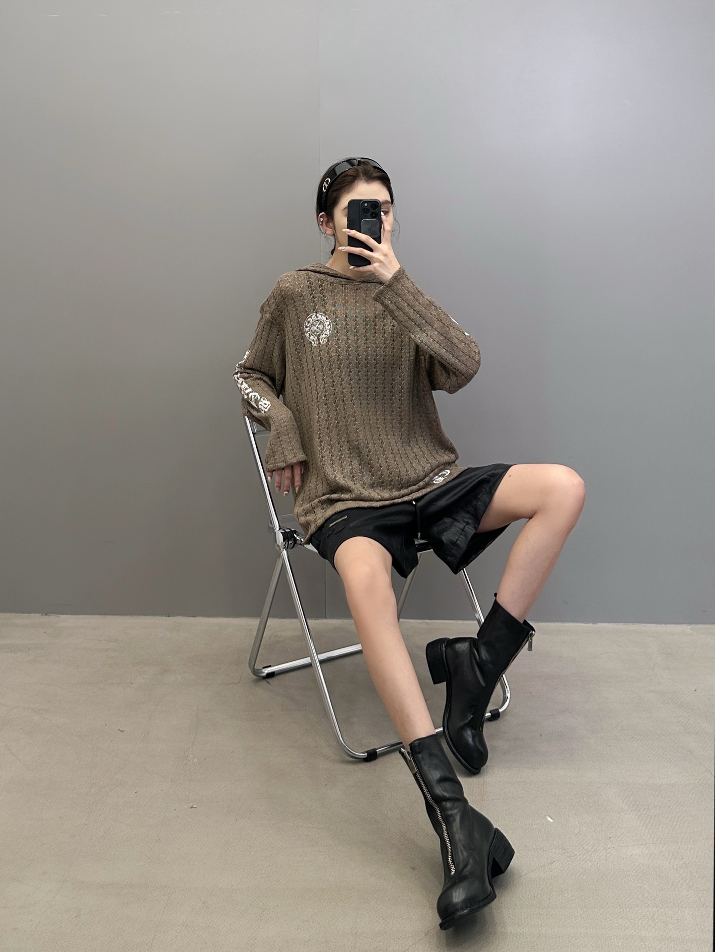 🆕克罗心 ｜ 新款休闲上衣，成衣洗水烫银工艺加6处印花，人棉特殊混纺编织面料，男女同款，尺码sml