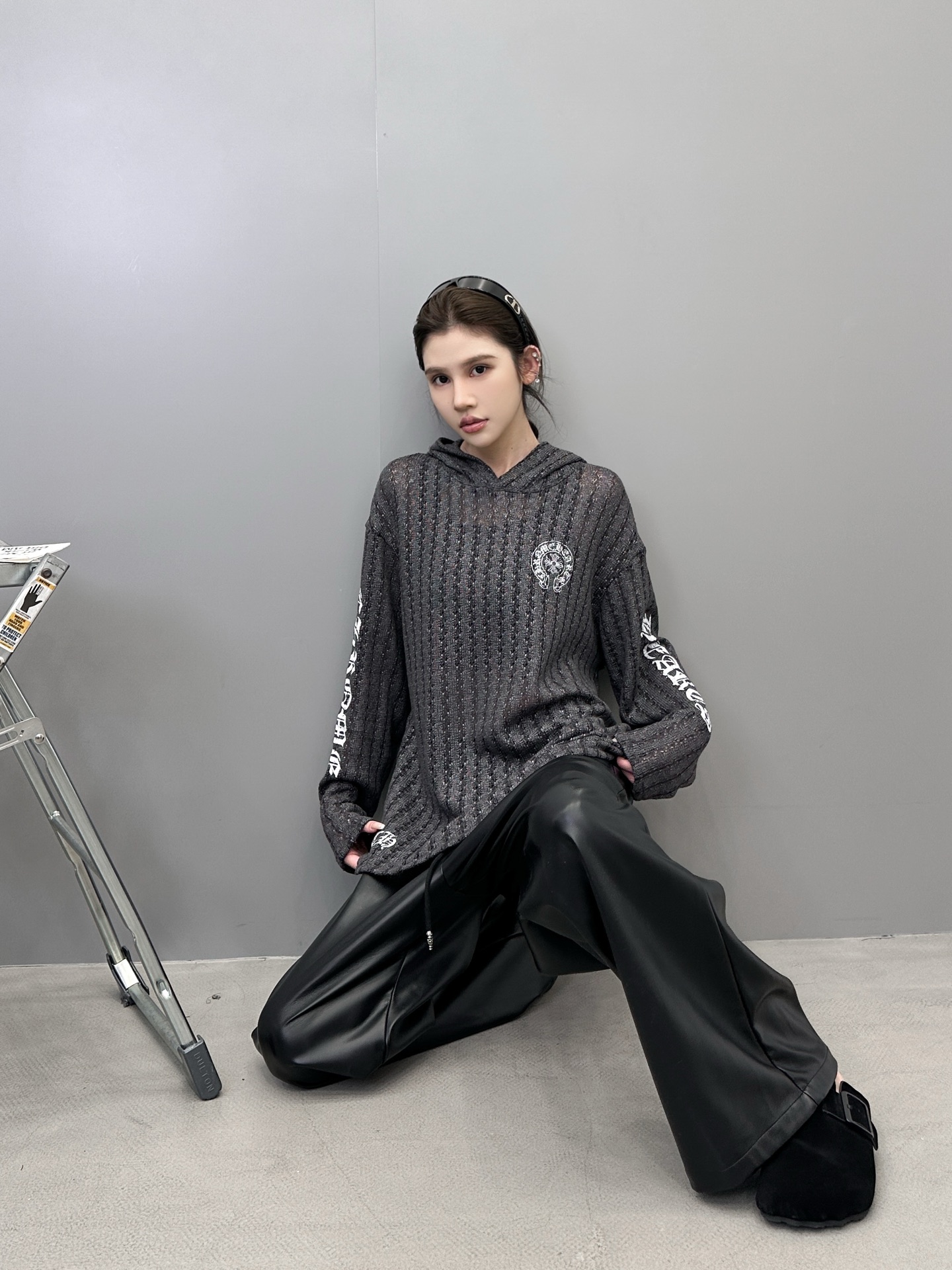 🆕克罗心 ｜ 新款休闲上衣，成衣洗水烫银工艺加6处印花，人棉特殊混纺编织面料，男女同款，尺码sml