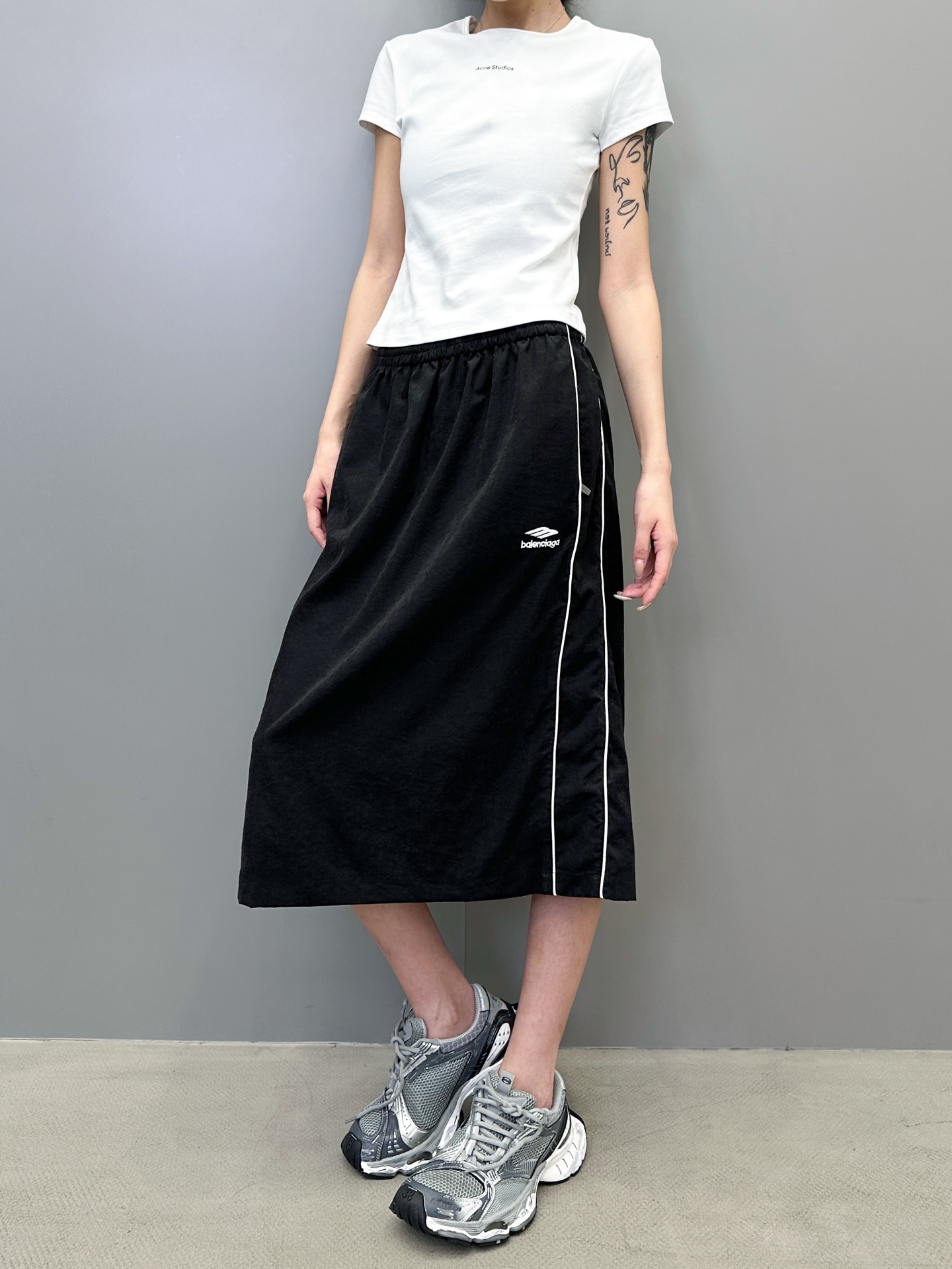 🆕巴黎 ｜ 新款半裙，经典刺绣标，手工机边绳侧杠，休闲时尚，尺码sml