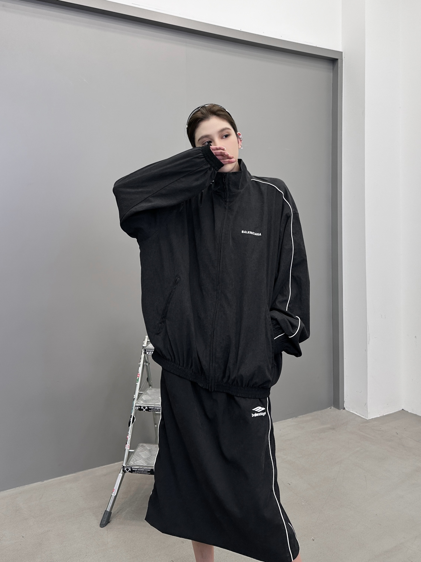 🆕巴黎 ｜ 新款休闲上衣，经典刺绣标，手工机边绳侧杠，男女同款，尺码sml