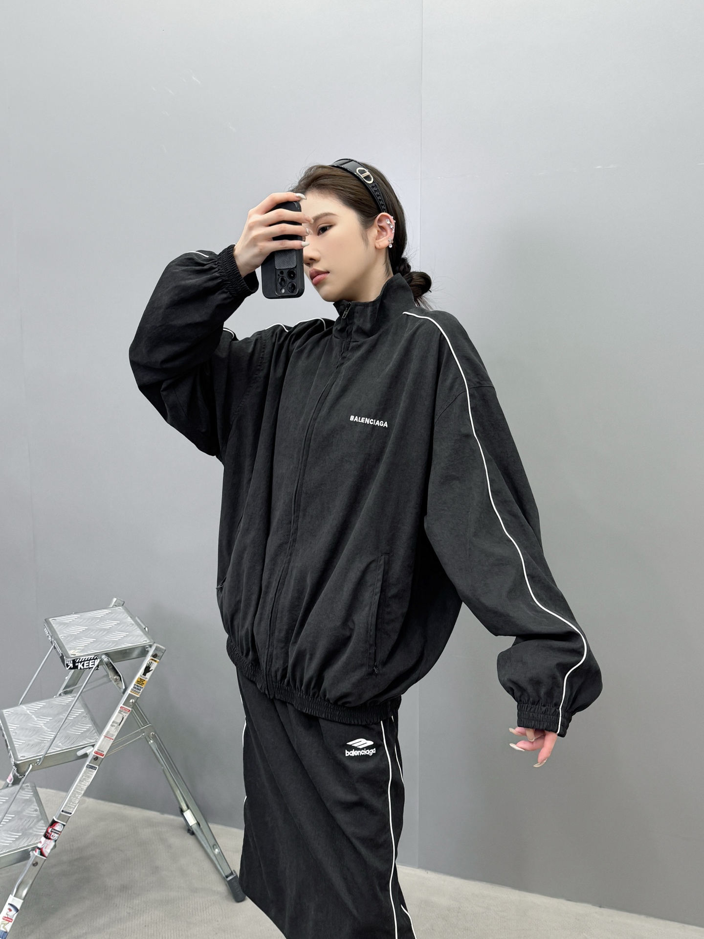 🆕巴黎 ｜ 新款休闲上衣，经典刺绣标，手工机边绳侧杠，男女同款，尺码sml