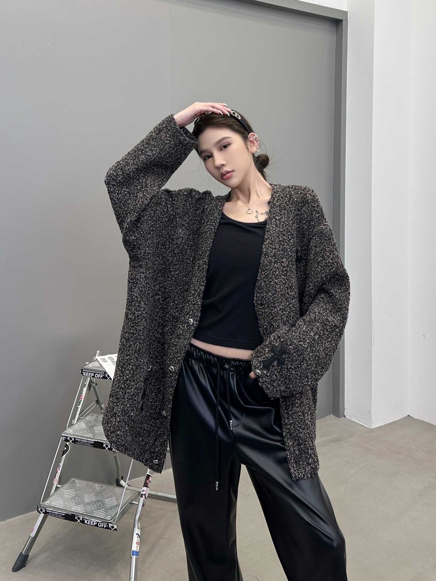 🆕克罗心 ｜ 新款开衫，经典手工刺绣十字标，进口彩纱羊毛混纺面料，休闲时尚，尺码sml