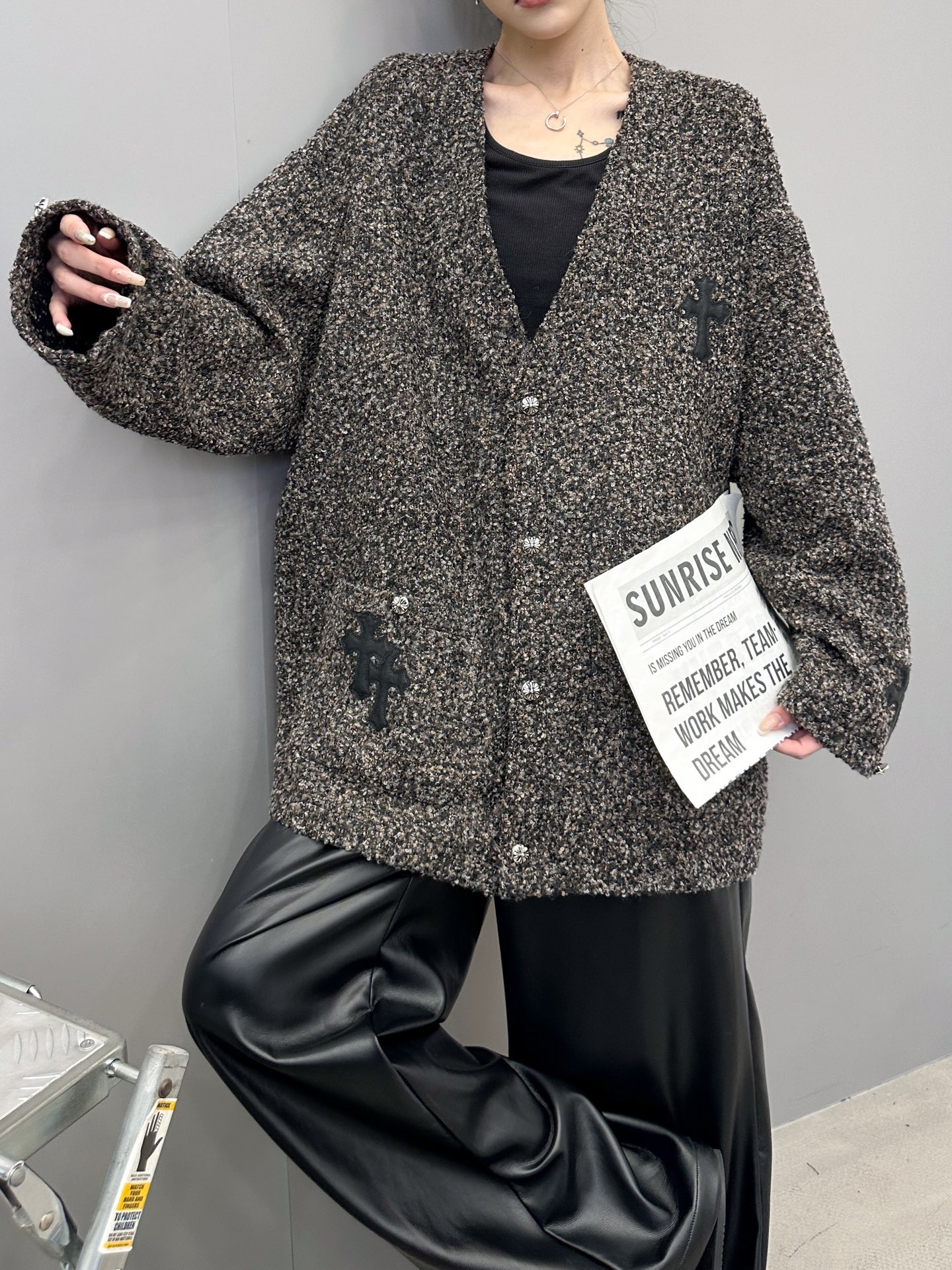 🆕克罗心 ｜ 新款开衫，经典手工刺绣十字标，进口彩纱羊毛混纺面料，休闲时尚，尺码sml