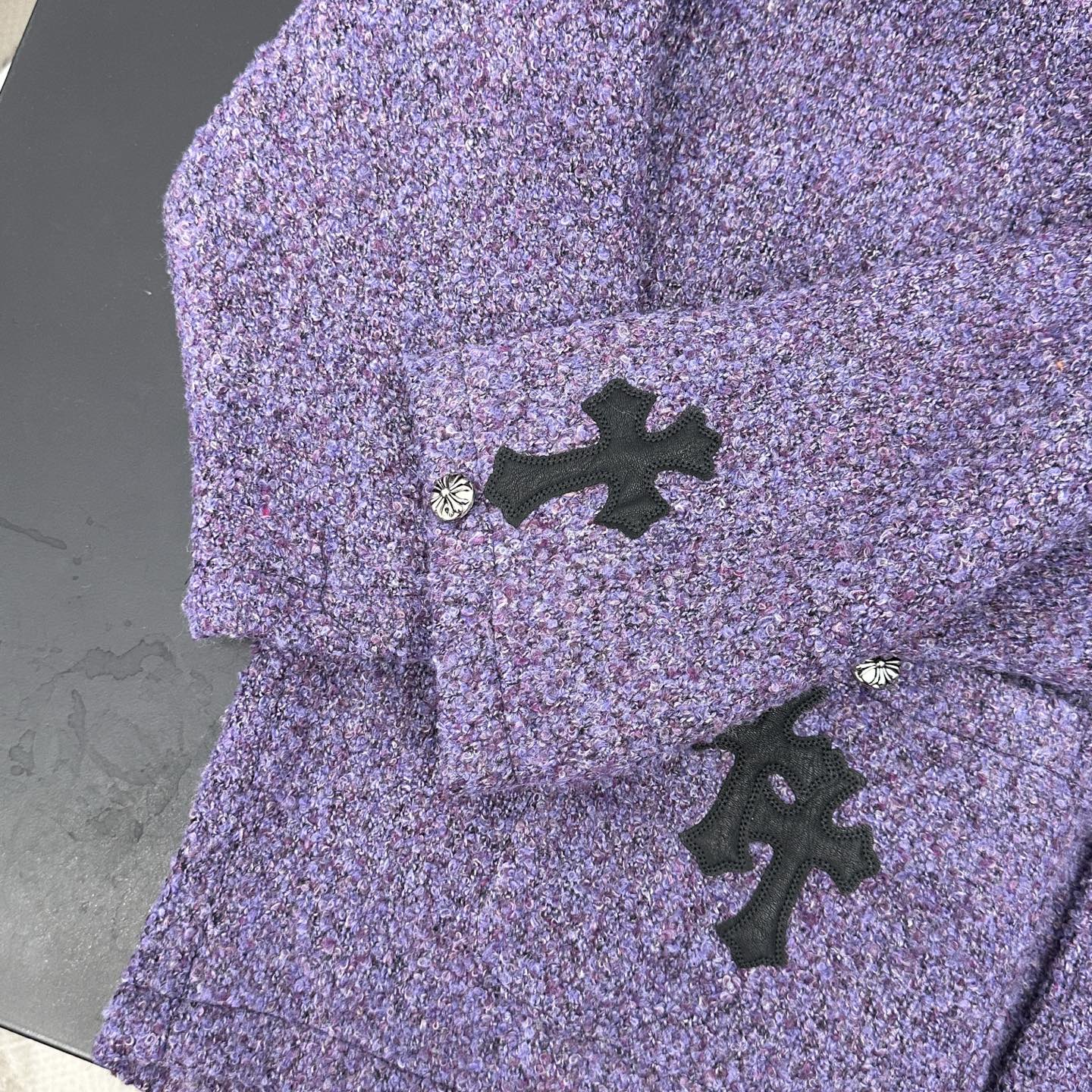 🆕克罗心 ｜ 新款开衫，经典手工刺绣十字标，进口彩纱羊毛混纺面料，休闲时尚，尺码sml