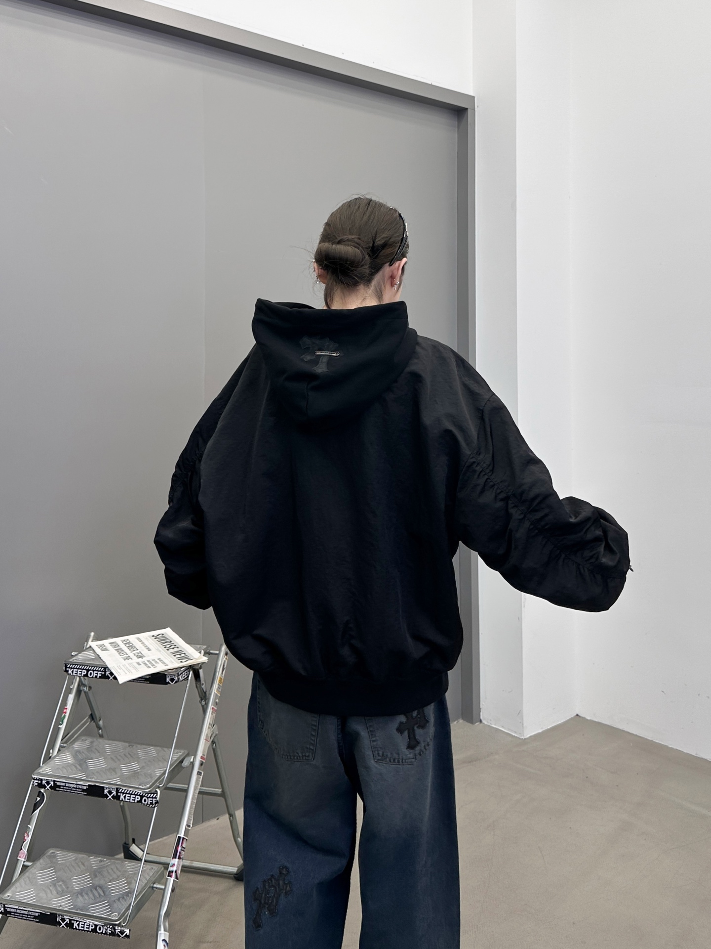 🆕克罗心 ｜ 新款夹克外套，成衣洗水加手工刺绣十字标加金线平绣工艺，针梭织拼接做工，品牌提花里布面料，男