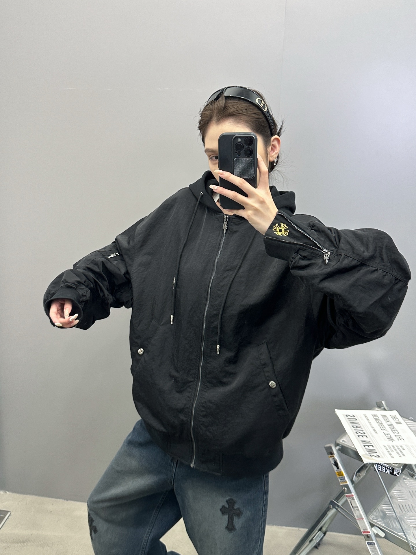 🆕克罗心 ｜ 新款夹克外套，成衣洗水加手工刺绣十字标加金线平绣工艺，针梭织拼接做工，品牌提花里布面料，男