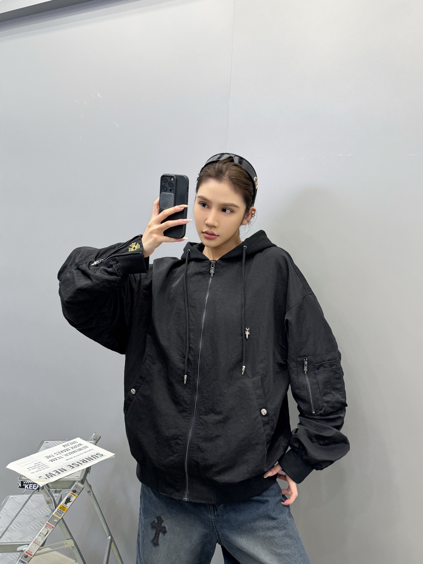 🆕克罗心 ｜ 新款夹克外套，成衣洗水加手工刺绣十字标加金线平绣工艺，针梭织拼接做工，品牌提花里布面料，男