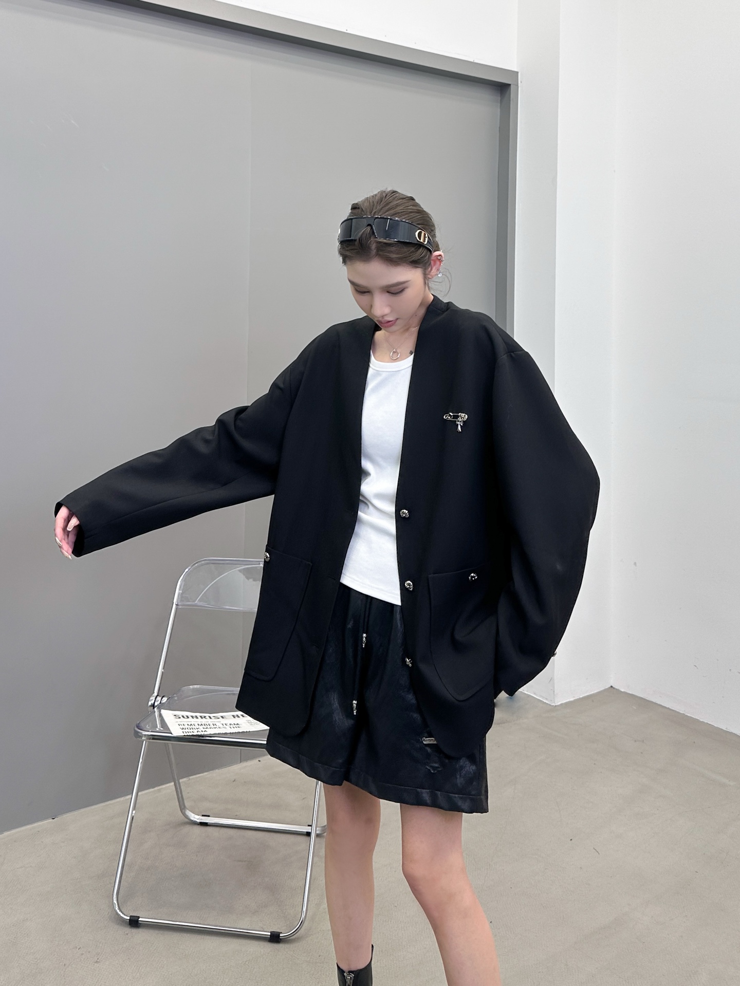 🆕克罗心 ｜ 新款休闲西服，经典品牌五金配饰，定织里布加混纺面料，休闲时尚，尺码sml