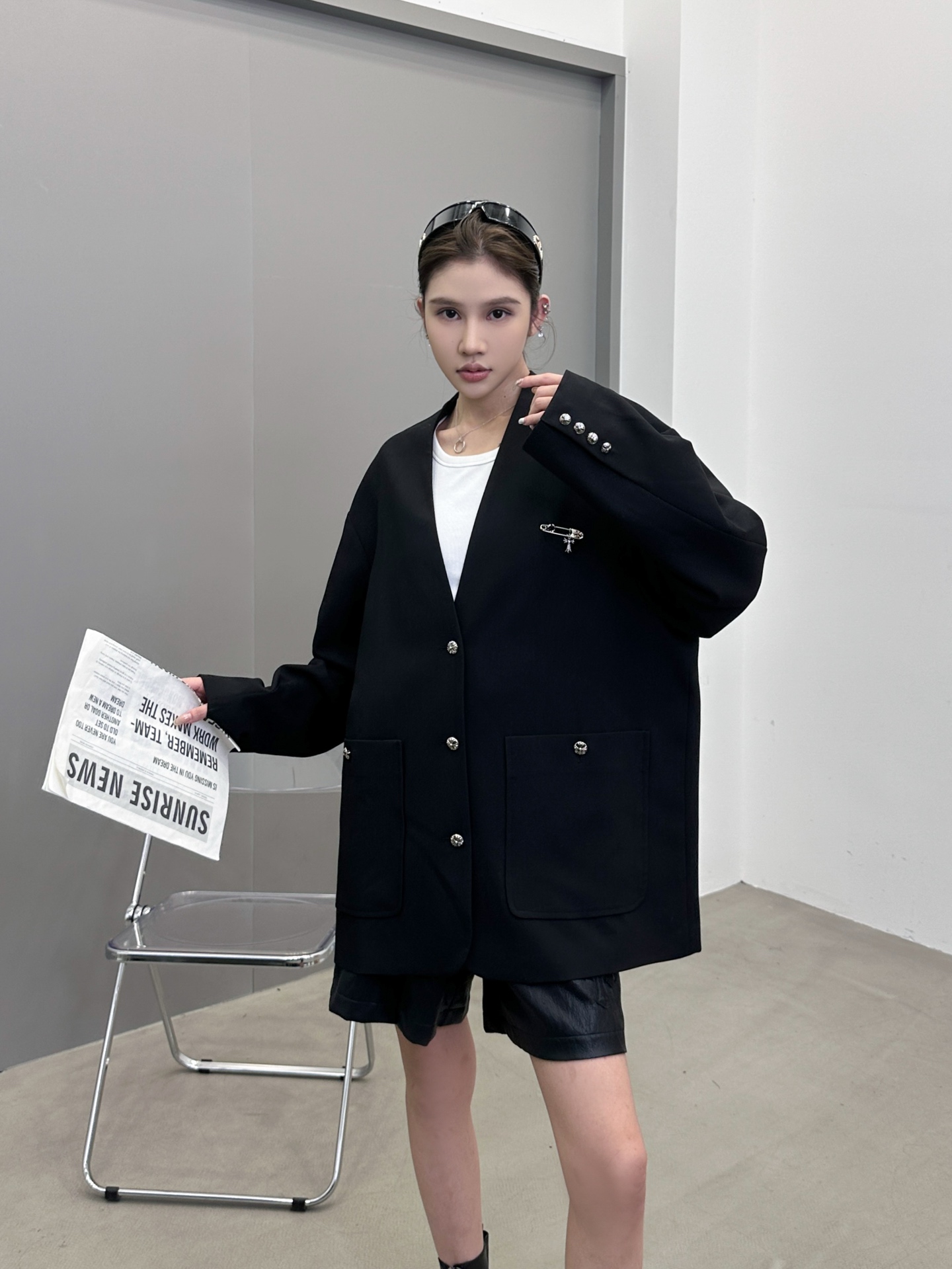 🆕克罗心 ｜ 新款休闲西服，经典品牌五金配饰，定织里布加混纺面料，休闲时尚，尺码sml