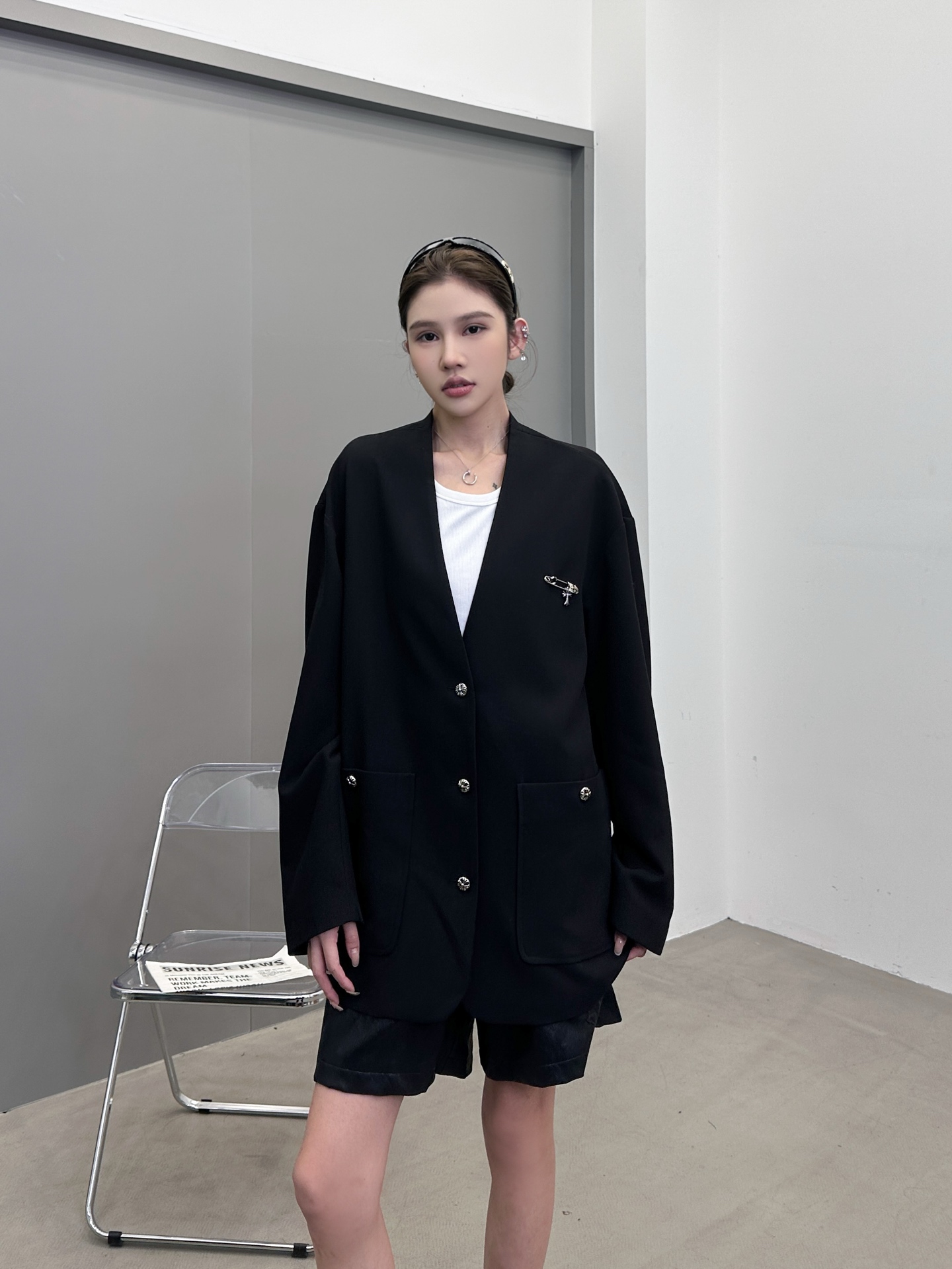 🆕克罗心 ｜ 新款休闲西服，经典品牌五金配饰，定织里布加混纺面料，休闲时尚，尺码sml