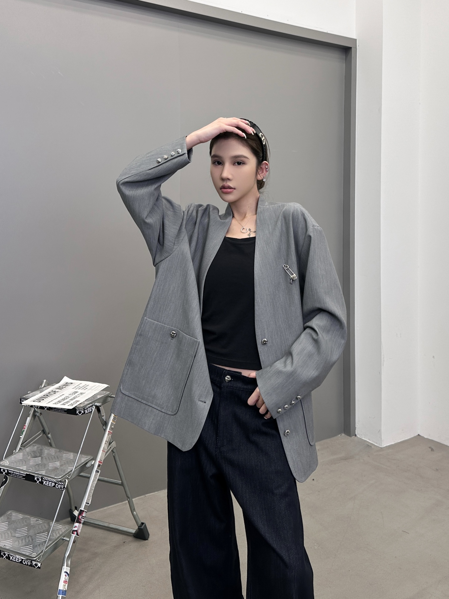 🆕克罗心 ｜ 新款休闲西服，经典品牌五金配饰，定织里布加混纺面料，休闲时尚，尺码sml