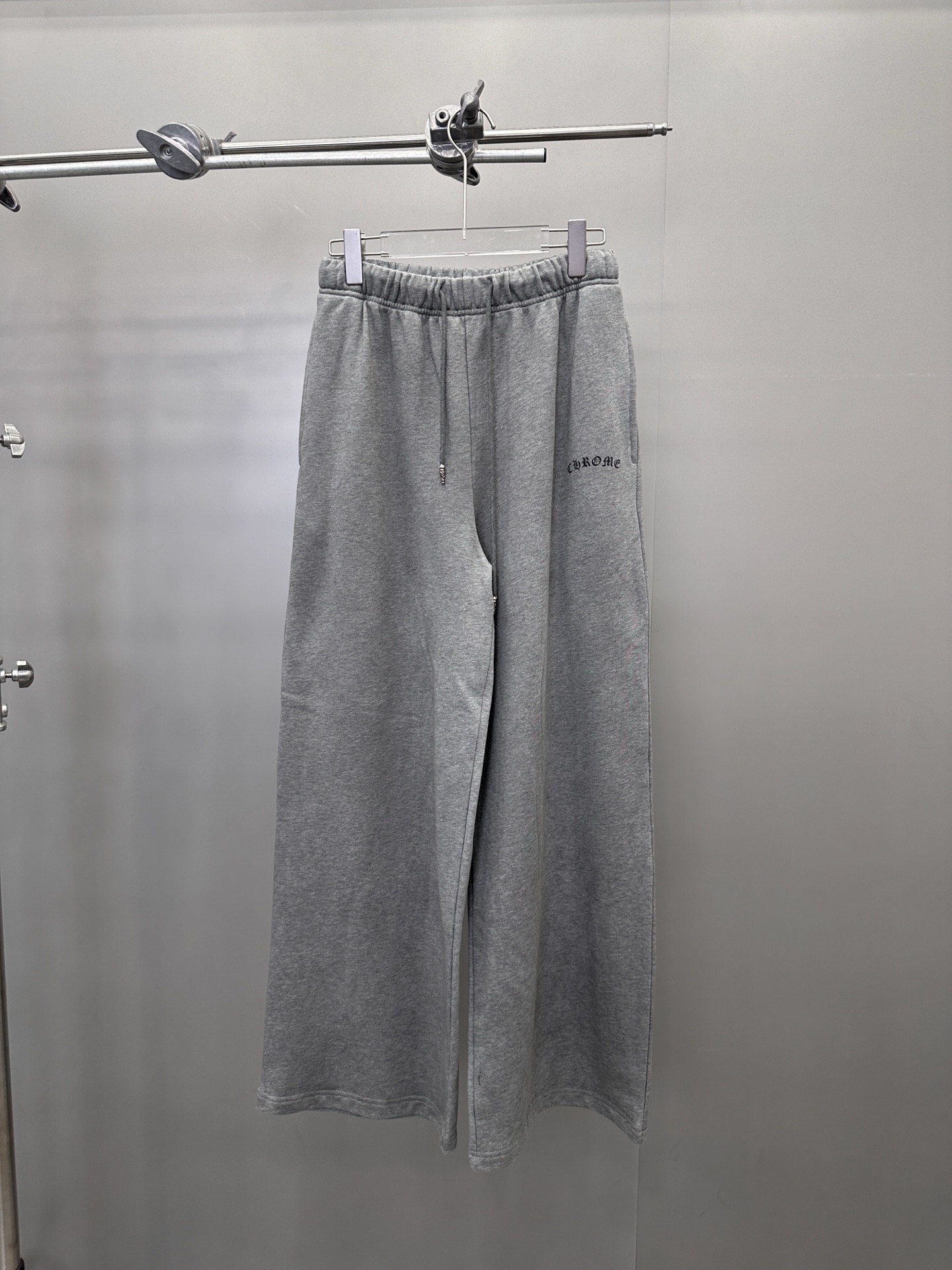 🆕克罗心 ｜ 新款卫裤，成衣洗水炒色工艺加前后经典印花标，男女同款，尺码sml