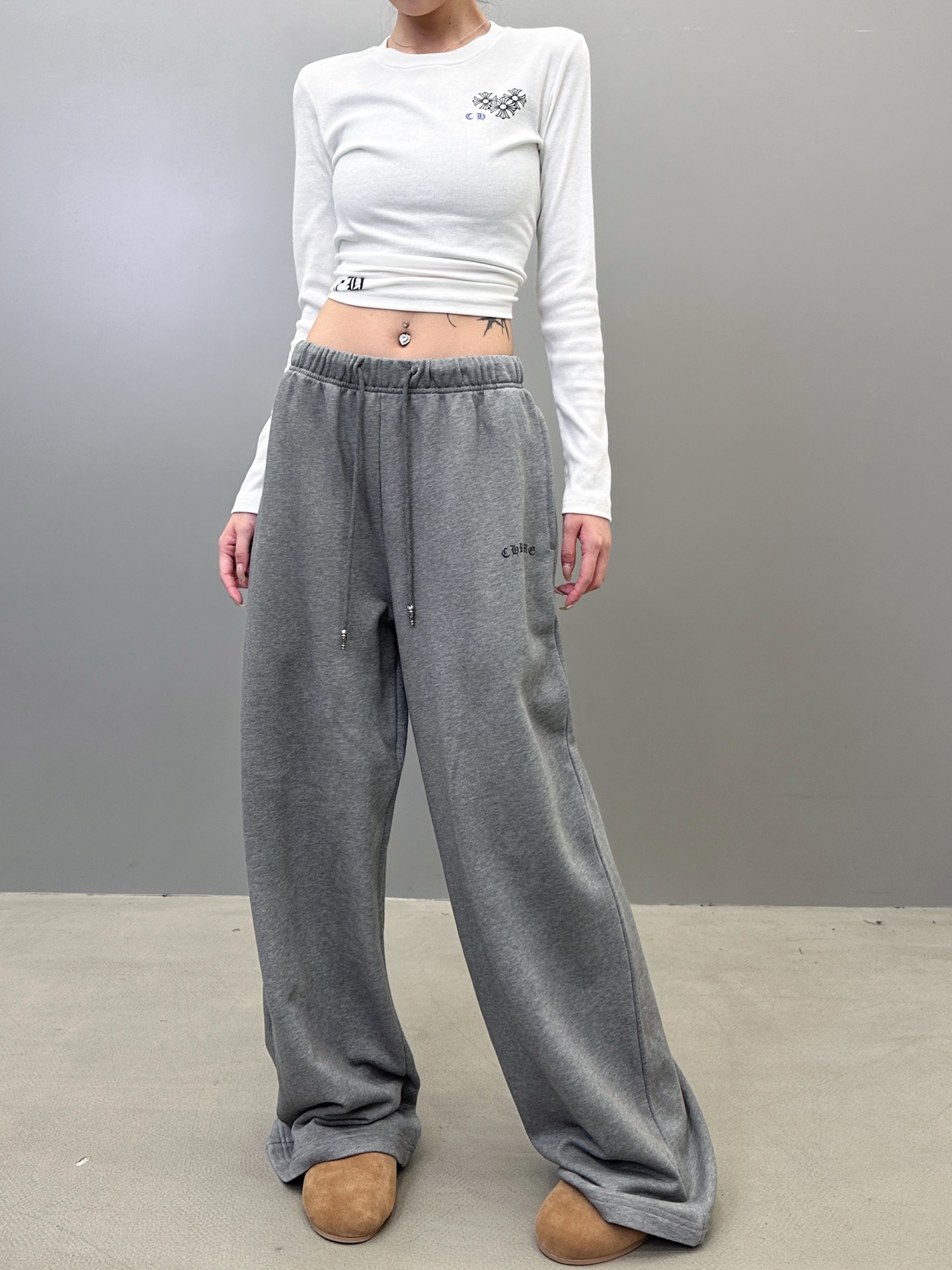 🆕克罗心 ｜ 新款卫裤，成衣洗水炒色工艺加前后经典印花标，男女同款，尺码sml