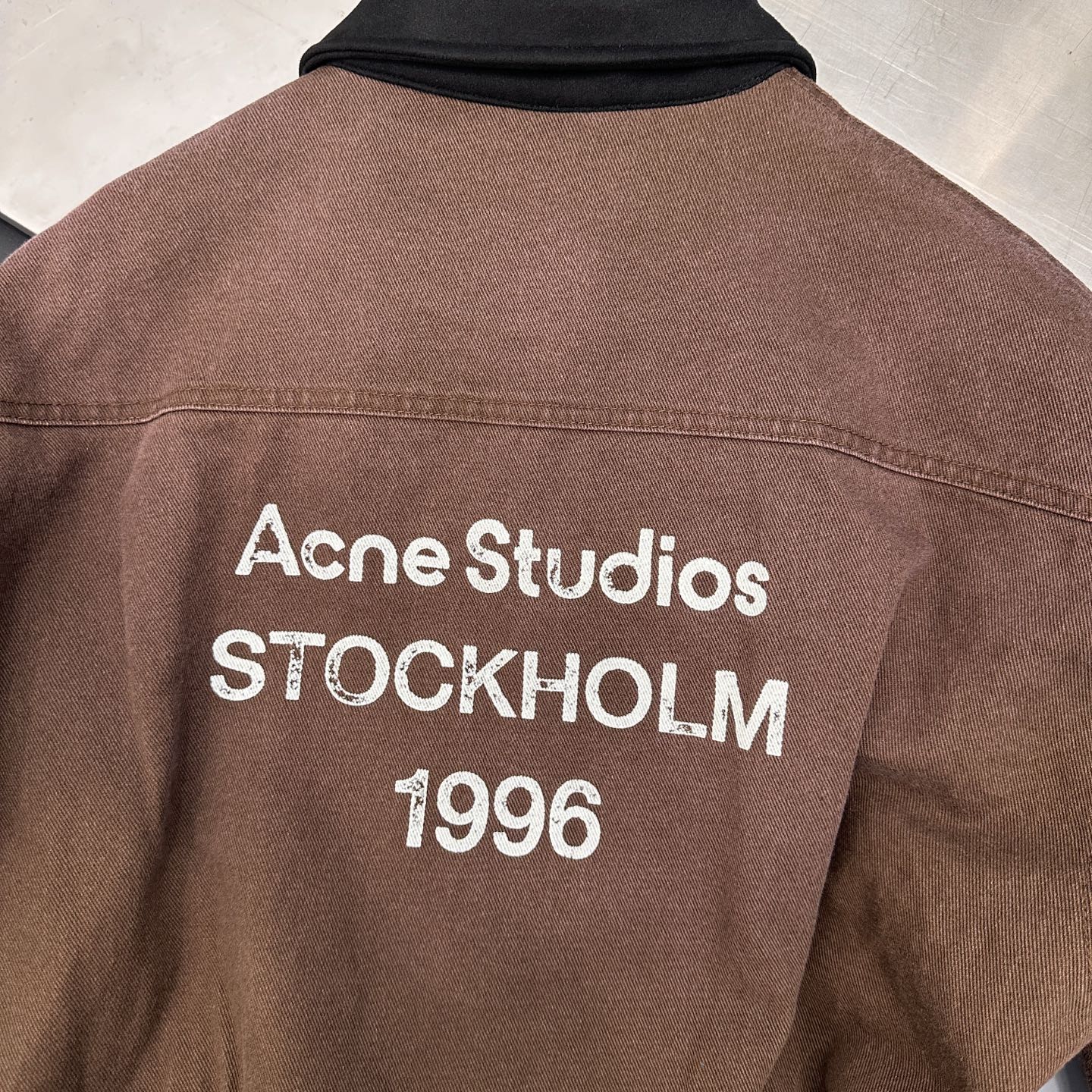 🆕Acne ｜ 新款休闲夹克，成衣洗水喷色印花工艺，经典高密全棉卡其布面料，休闲时尚，尺码sml