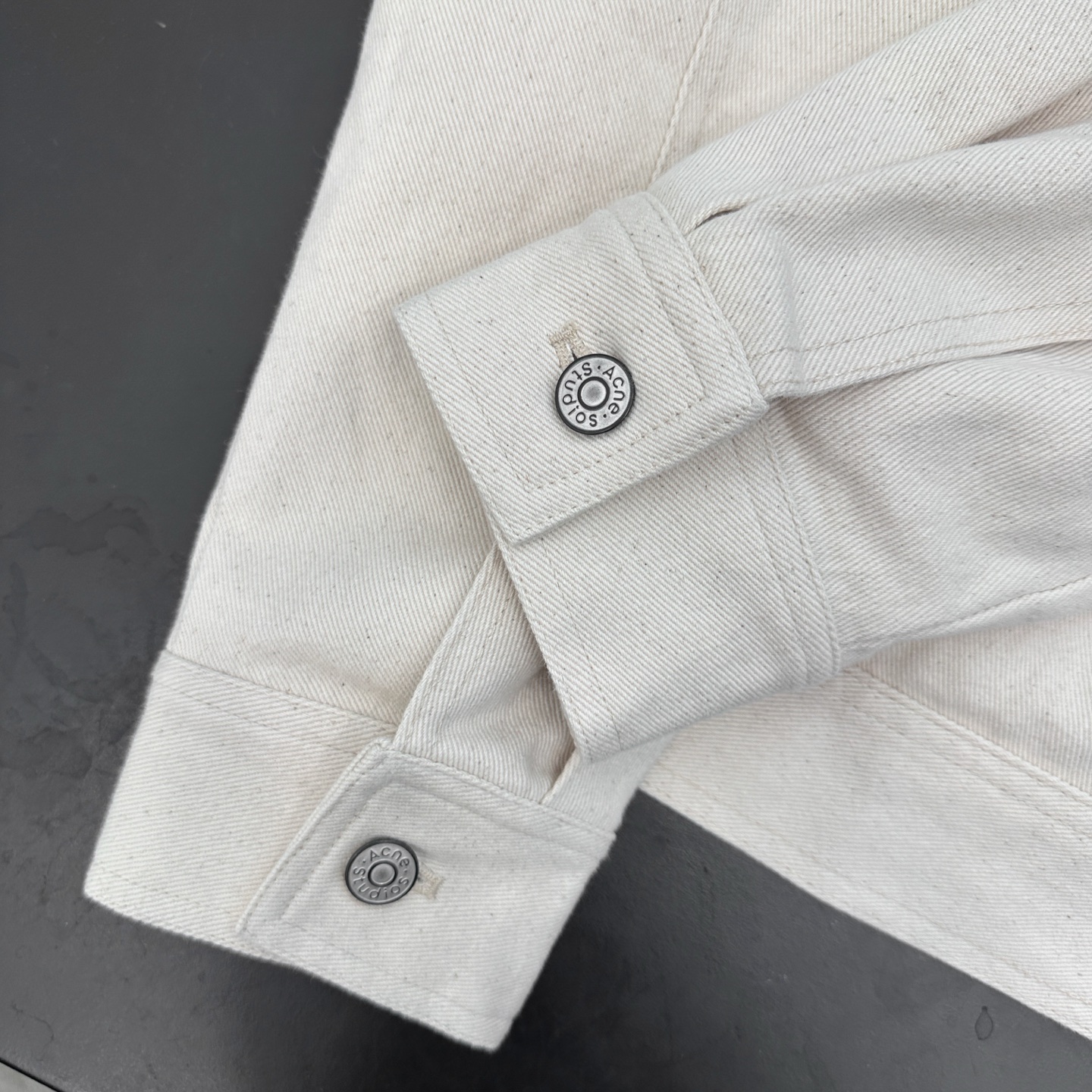 🆕Acne ｜ 新款休闲夹克，成衣洗水喷色印花工艺，经典高密全棉卡其布面料，休闲时尚，尺码sml