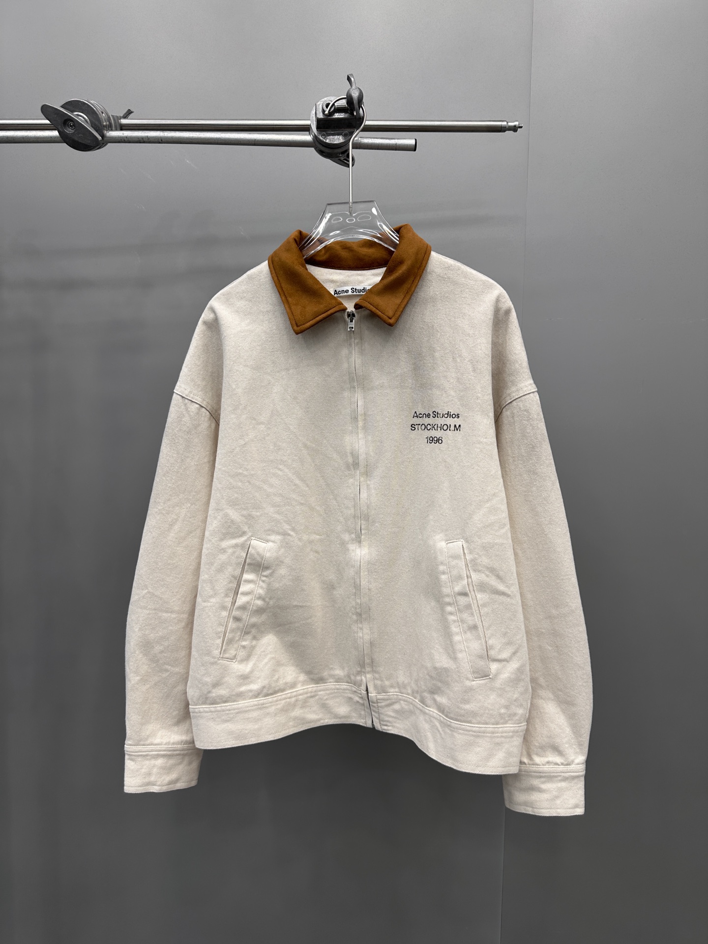 🆕Acne ｜ 新款休闲夹克，成衣洗水喷色印花工艺，经典高密全棉卡其布面料，休闲时尚，尺码sml