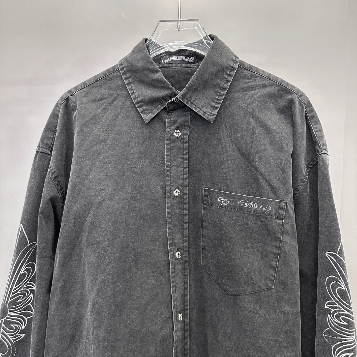 🆕克罗心 ｜ 新款衬衣，成衣洗水炒色加5处印花工艺，100%棉，男女同款，尺码sml