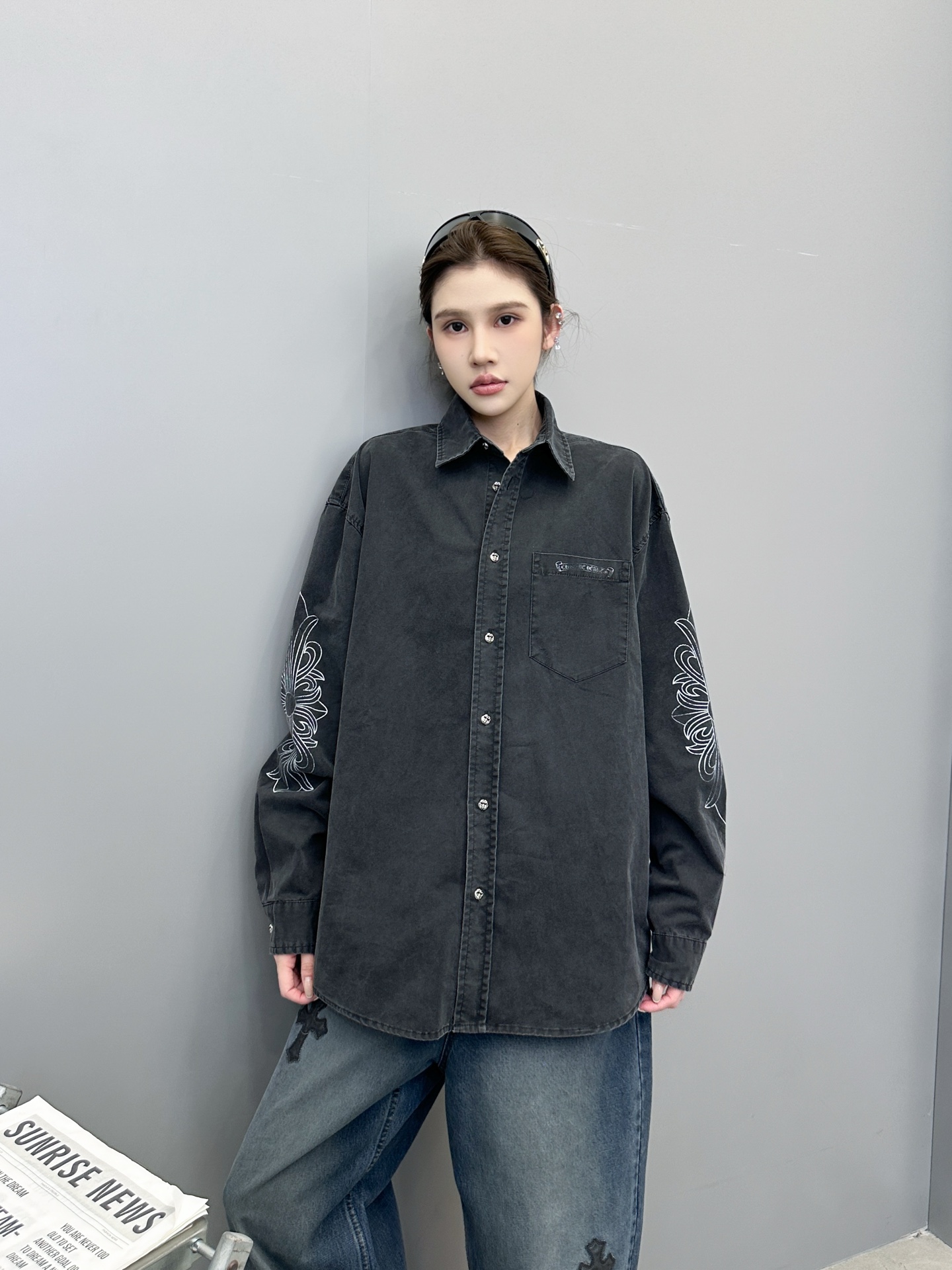 🆕克罗心 ｜ 新款衬衣，成衣洗水炒色加5处印花工艺，100%棉，男女同款，尺码sml