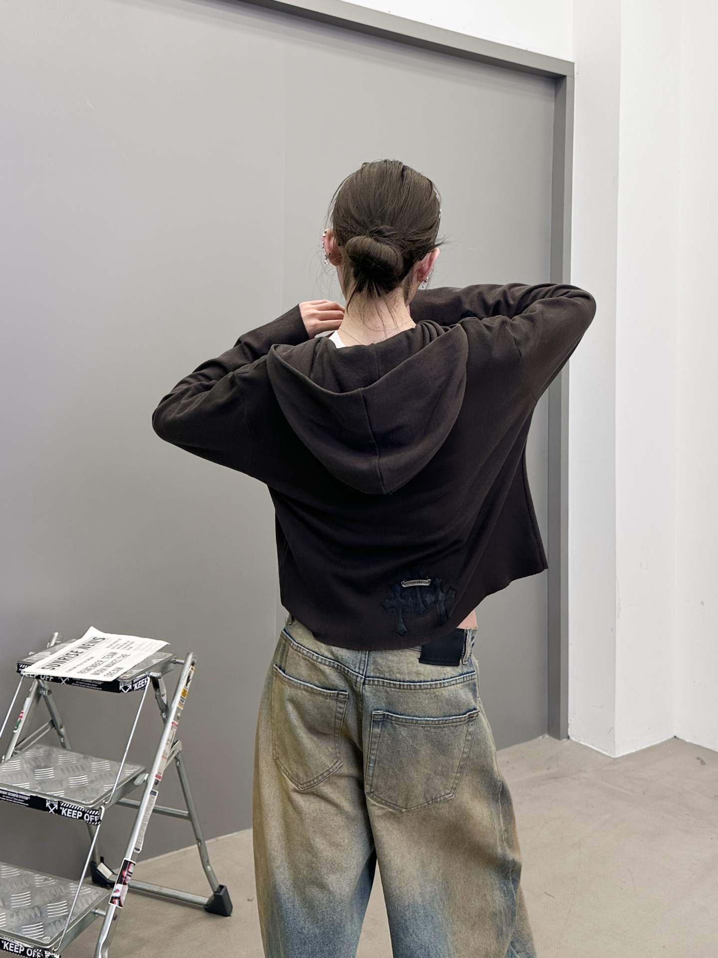 🆕克罗心 ｜ 新款开衫卫衣，成衣洗水喷色工艺加手工刺绣十字标，尺码sml