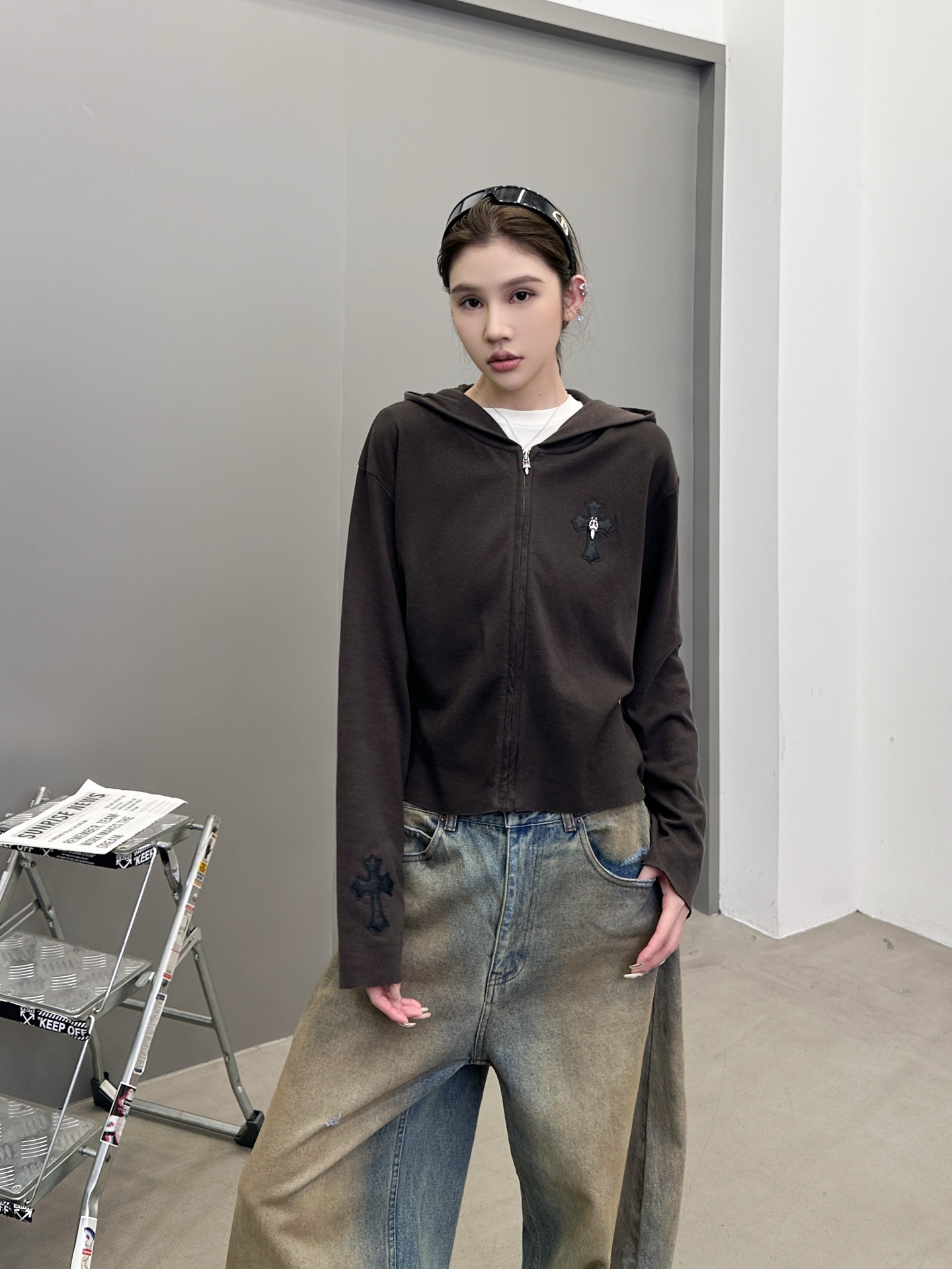 🆕克罗心 ｜ 新款开衫卫衣，成衣洗水喷色工艺加手工刺绣十字标，尺码sml