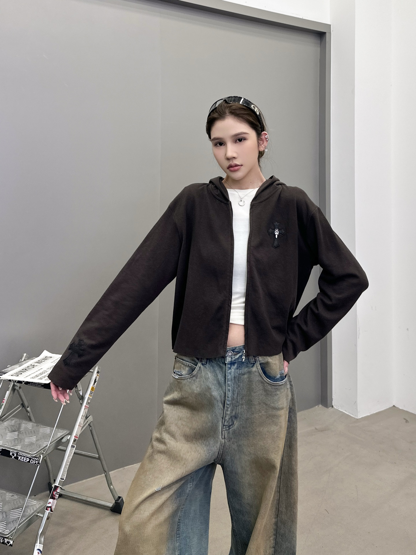 🆕克罗心 ｜ 新款开衫卫衣，成衣洗水喷色工艺加手工刺绣十字标，尺码sml