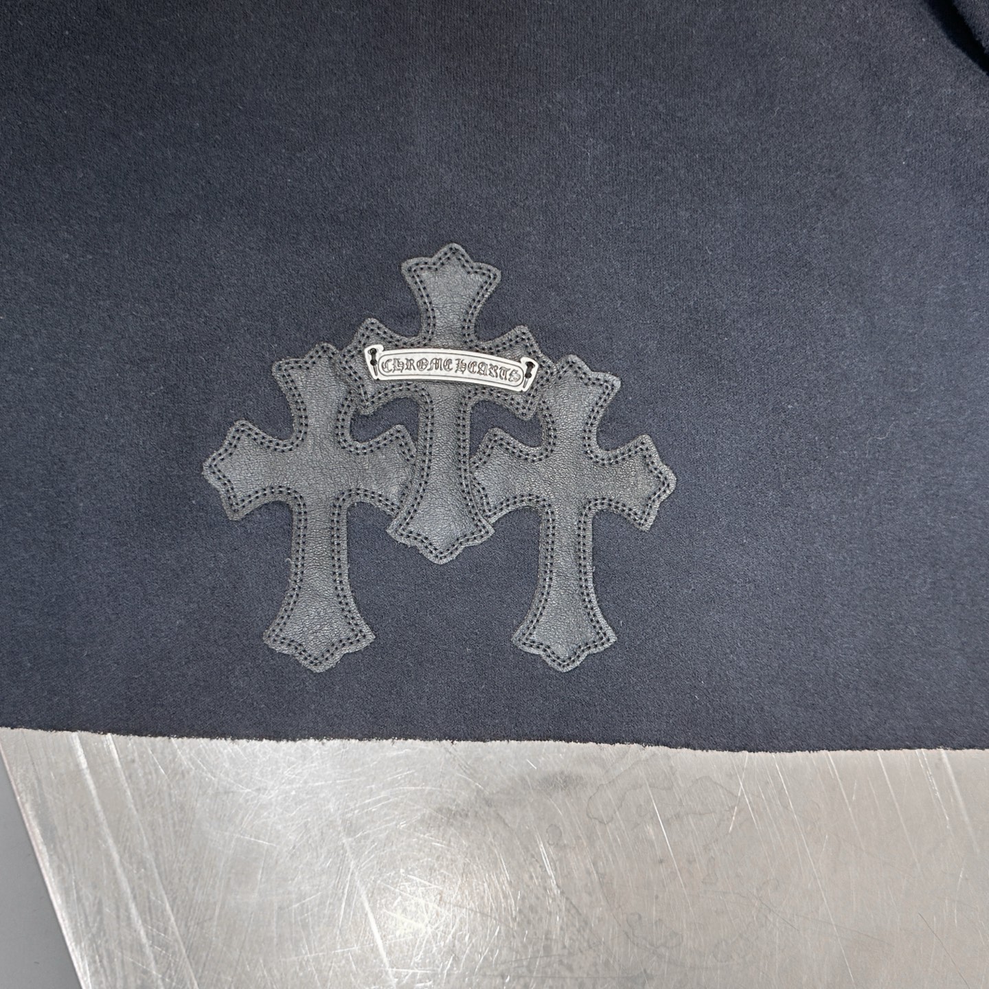 🆕克罗心 ｜ 新款开衫卫衣，成衣洗水喷色工艺加手工刺绣十字标，尺码sml