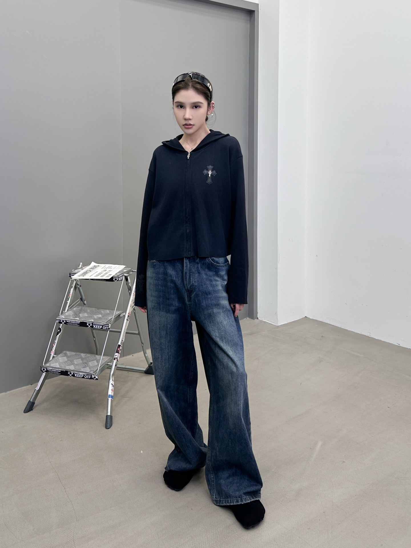 🆕克罗心 ｜ 新款开衫卫衣，成衣洗水喷色工艺加手工刺绣十字标，尺码sml